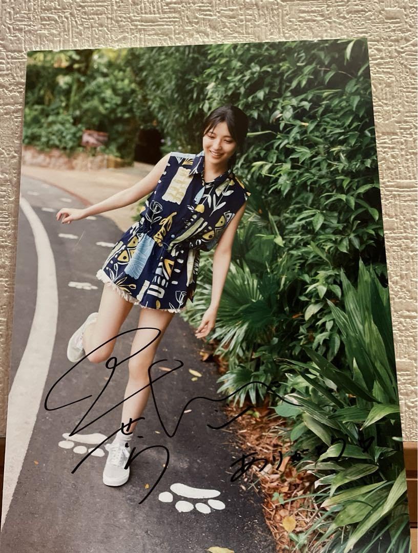 Amazon.co.jp: 乃木坂46 早川聖来 写真集 また、いつか 直筆