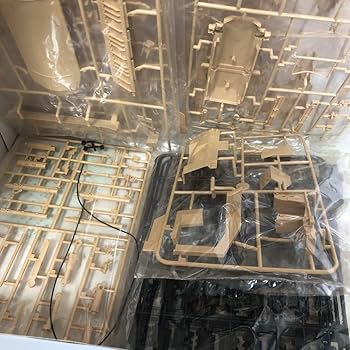 Amazon | 300 未組立 モンモデル 1/35 イスラエル国防軍 D9R 装甲