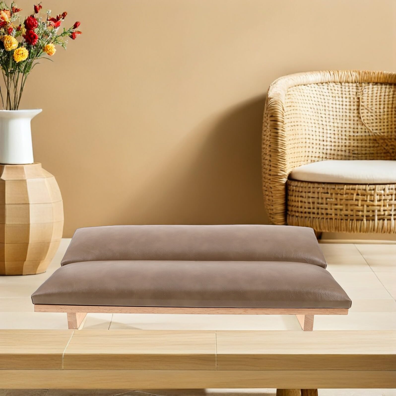 Poggiamano per Unghie in Pu, Cuscino Inclinato Vintage Beige | Supporto Ergonomico per Postura Naturale, per Tavolo Manicure e Saloni di Bellezza