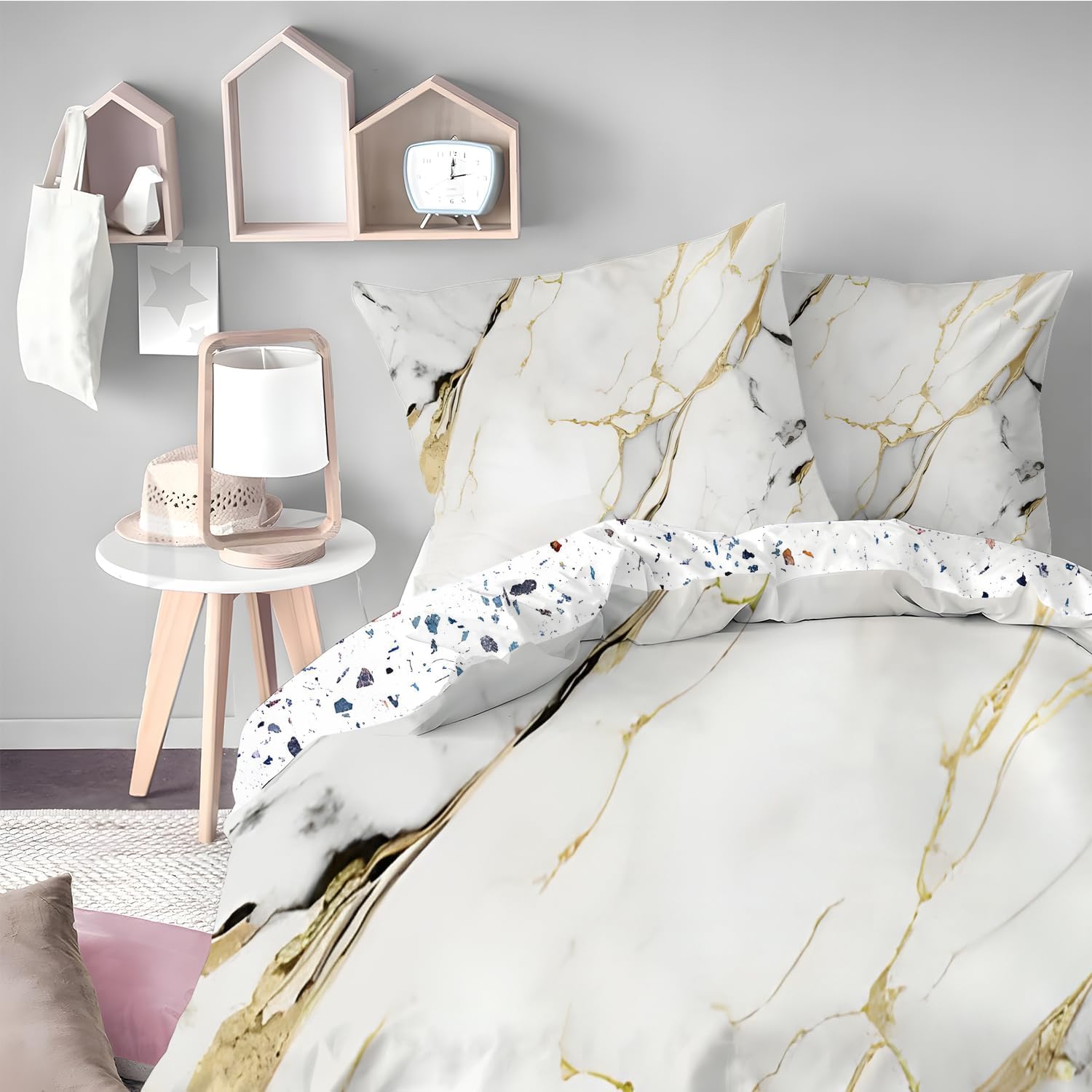 Parure de lit bébé chic avec housse de couette marbre et rayures dorées