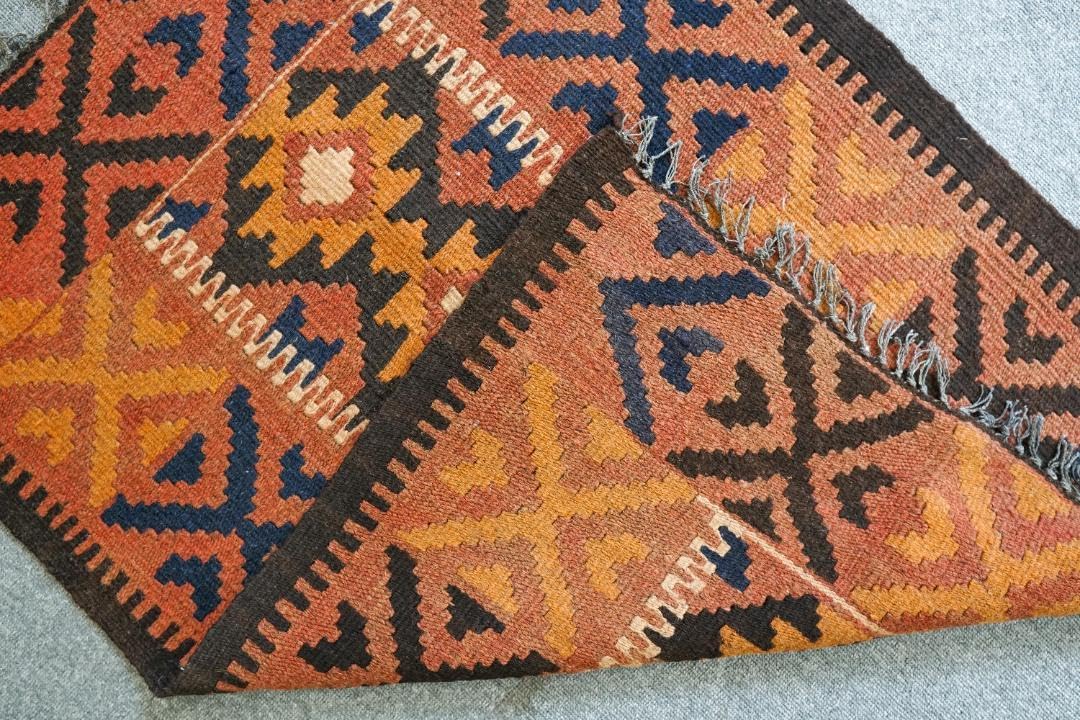 Amazon.co.jp: 91×70㎝ アフガニスタン手織りキリム トライバルラグ