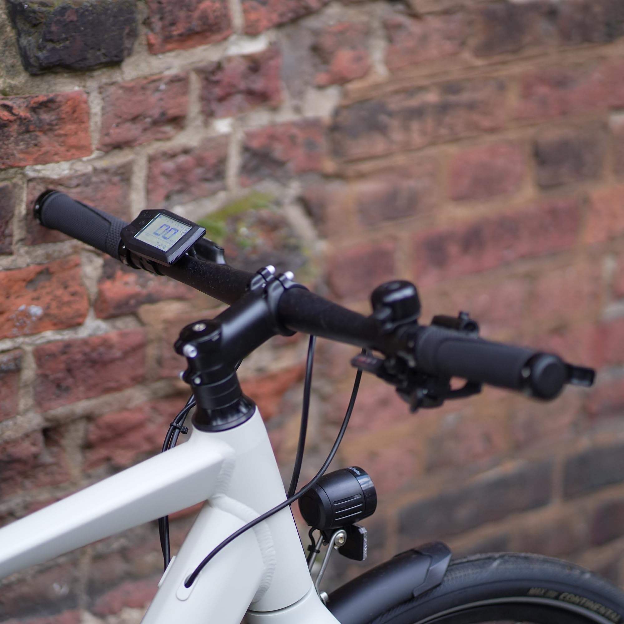 Prophete Urbanicer 2.0 Urban E-Bike 28 Zoll - 360 Wh - Integrierter Akku - Heckmotor - 9-Gang Kettenschaltung - HDY. Scheibenbremse