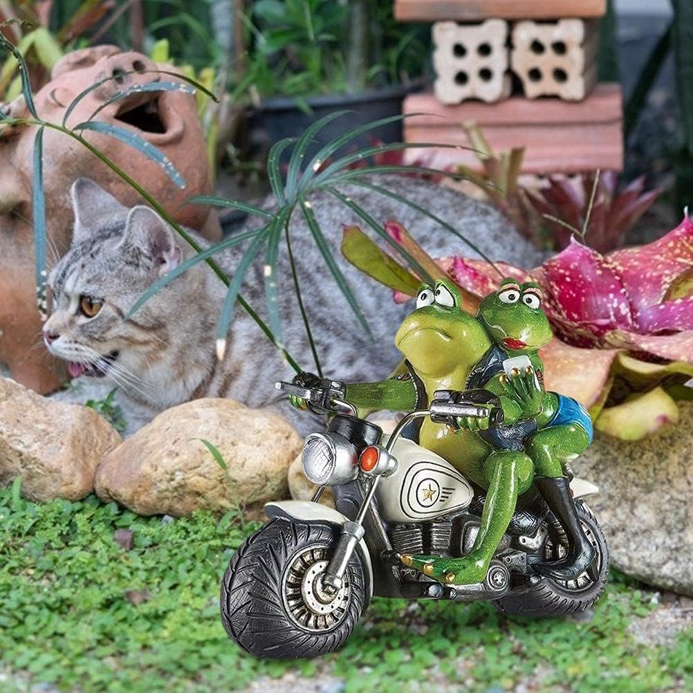 PEPENE Garden Sculpture Funny Frogs Couple on Motorcycle Statues, Statue Garden Art Figurines for Outdoor Yard Patio Decoration