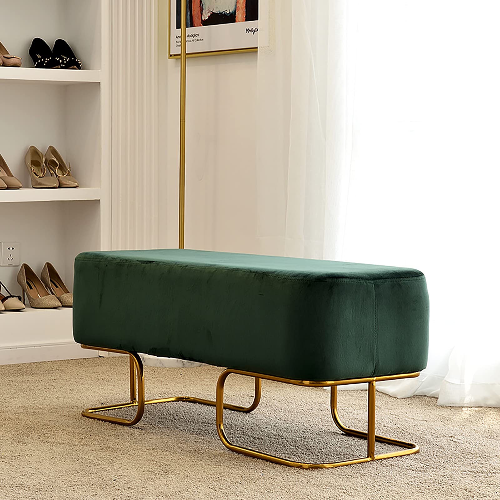 Repose-pieds confortable en velours avec base métal pour chambre et entrée moderne