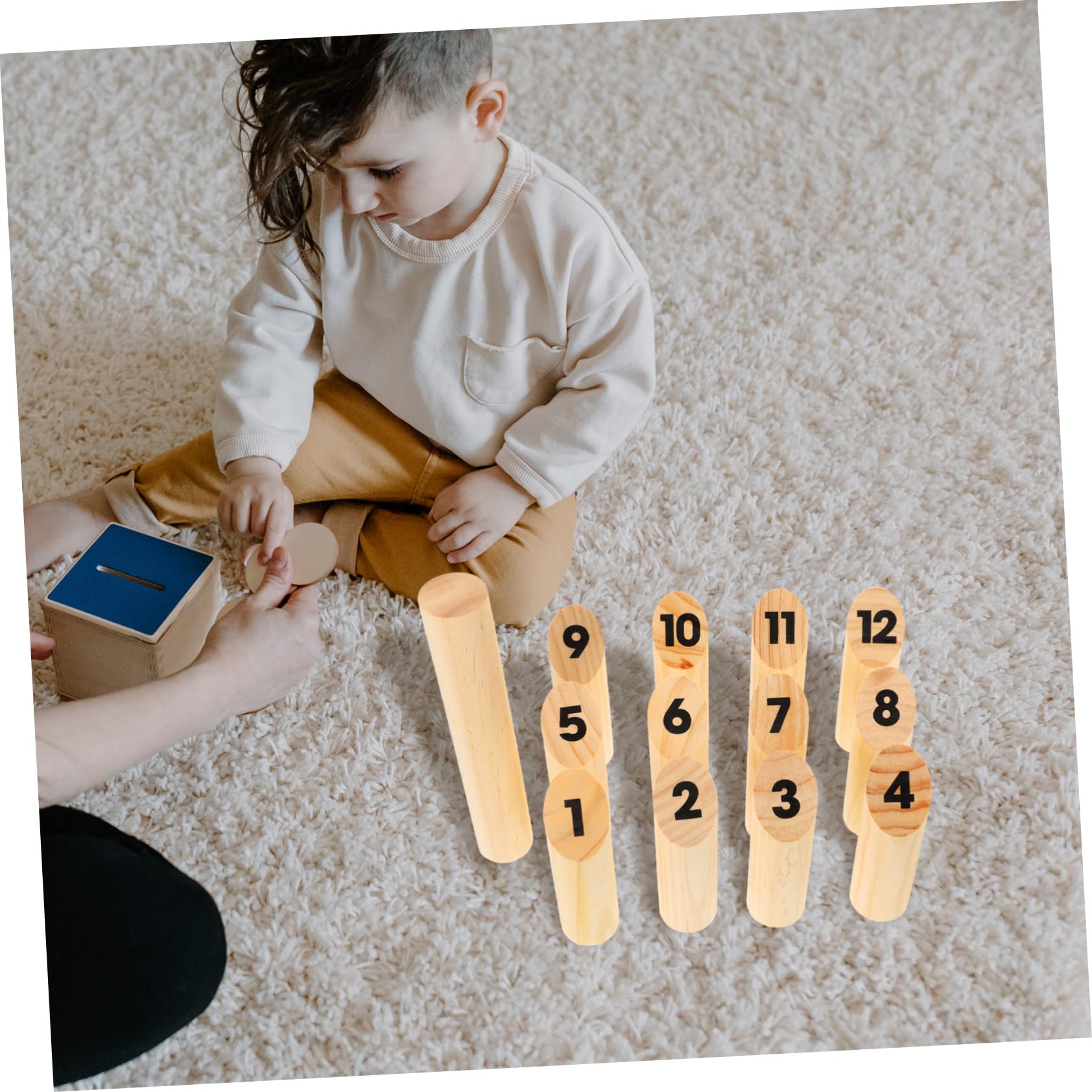 Toyvian Jeu de Lancer Quilles Finlandaises Numérotées en Bois Naturel, Jouet Interactif Éducatif, Kit Complet pour Adultes et Garçon et Filles, Loisirs en Plein Air, Jardin et Activités