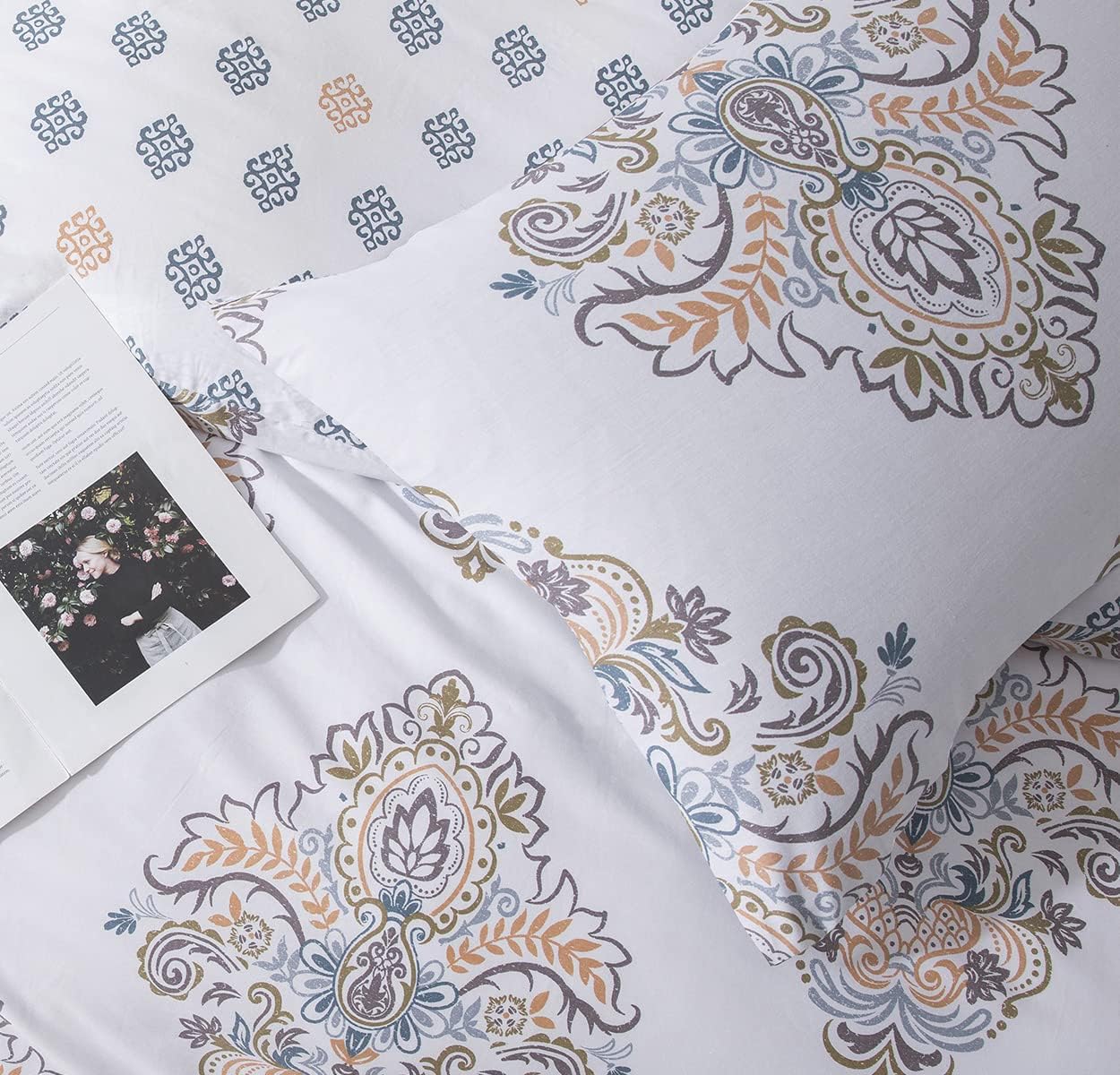 SLEEPBELLA Comforter Queen Size, 600 Thread Count Cotton Yellow & Blue Damask with Taupe Brown Reversible Pattern White Comforter Sets,Down Alternative Bedding Set 3Pcs (Queen, White Damask)