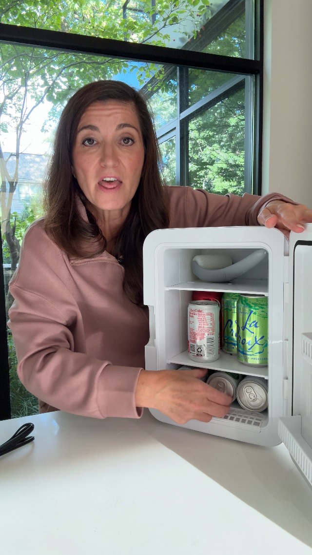 Product video thumbnail