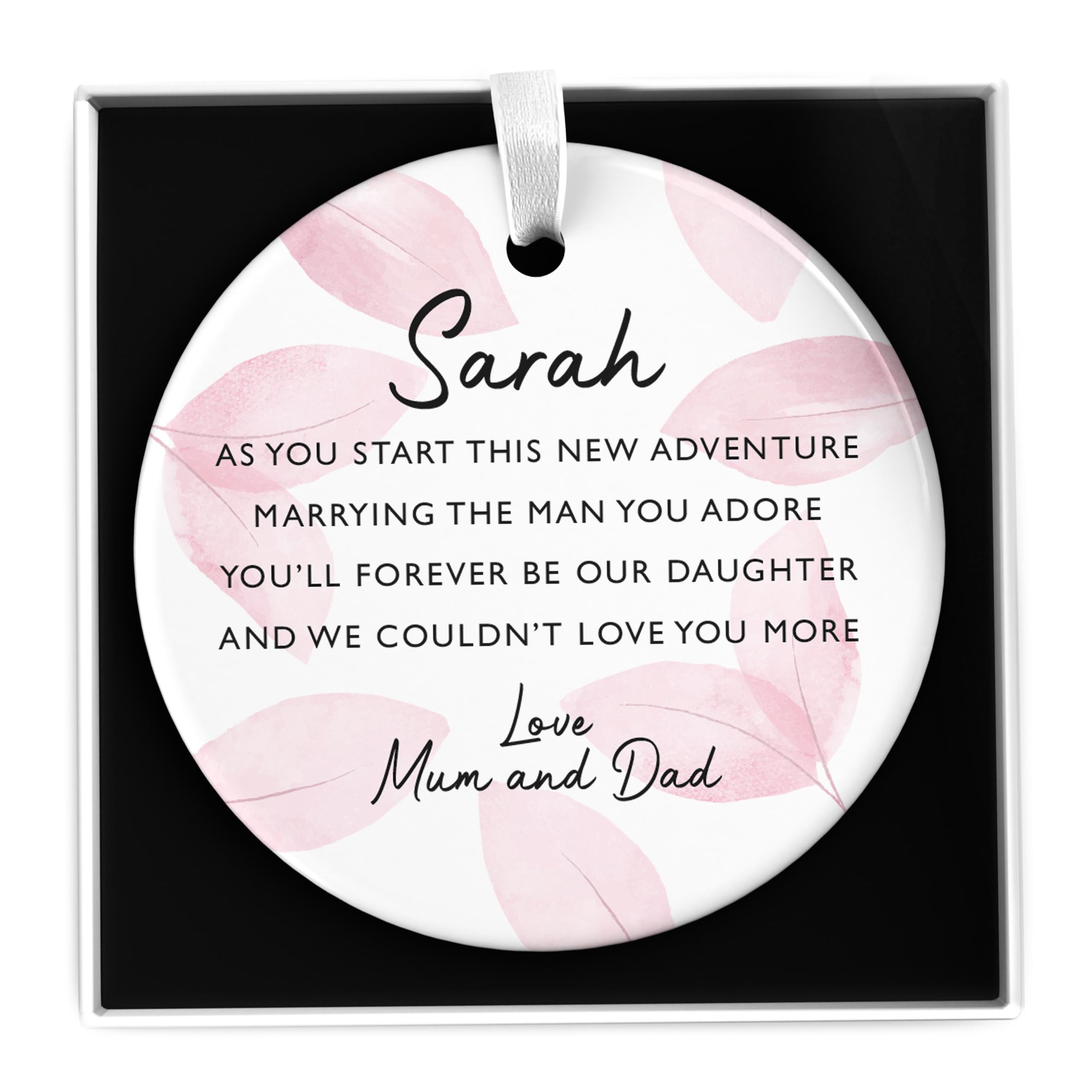 Beecreative Daughter On Her Wedding Day - Personalised Gift For The Bride - Gift From Mum and Dad - Ceramic Heart Or Circle - With Gift Box
