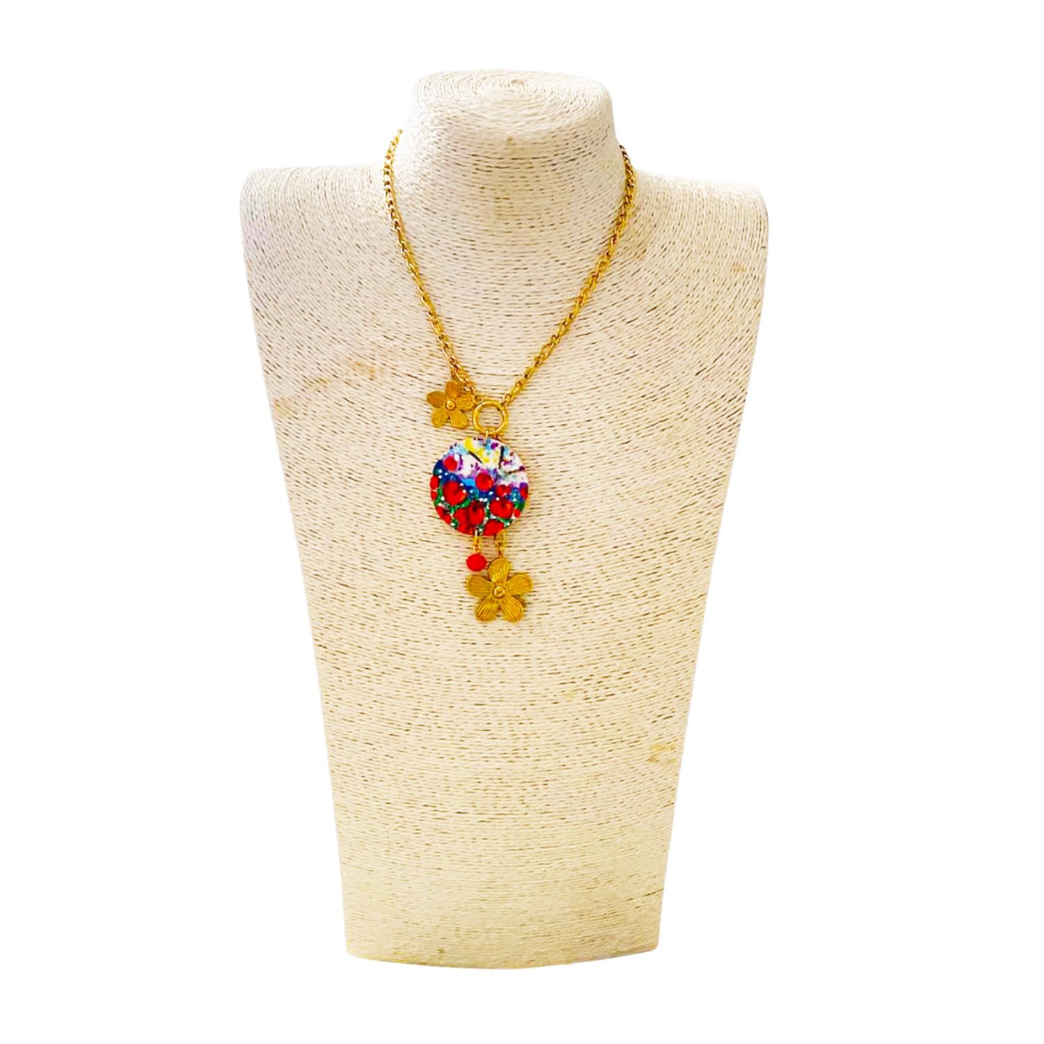 Collar con colgante pintado a mano – Tulipanes rojos – Collar con colgante pintado a mano, medallón de madera pintado a mano, joya elegante en madera totalmente pintada, elaboración artesanal