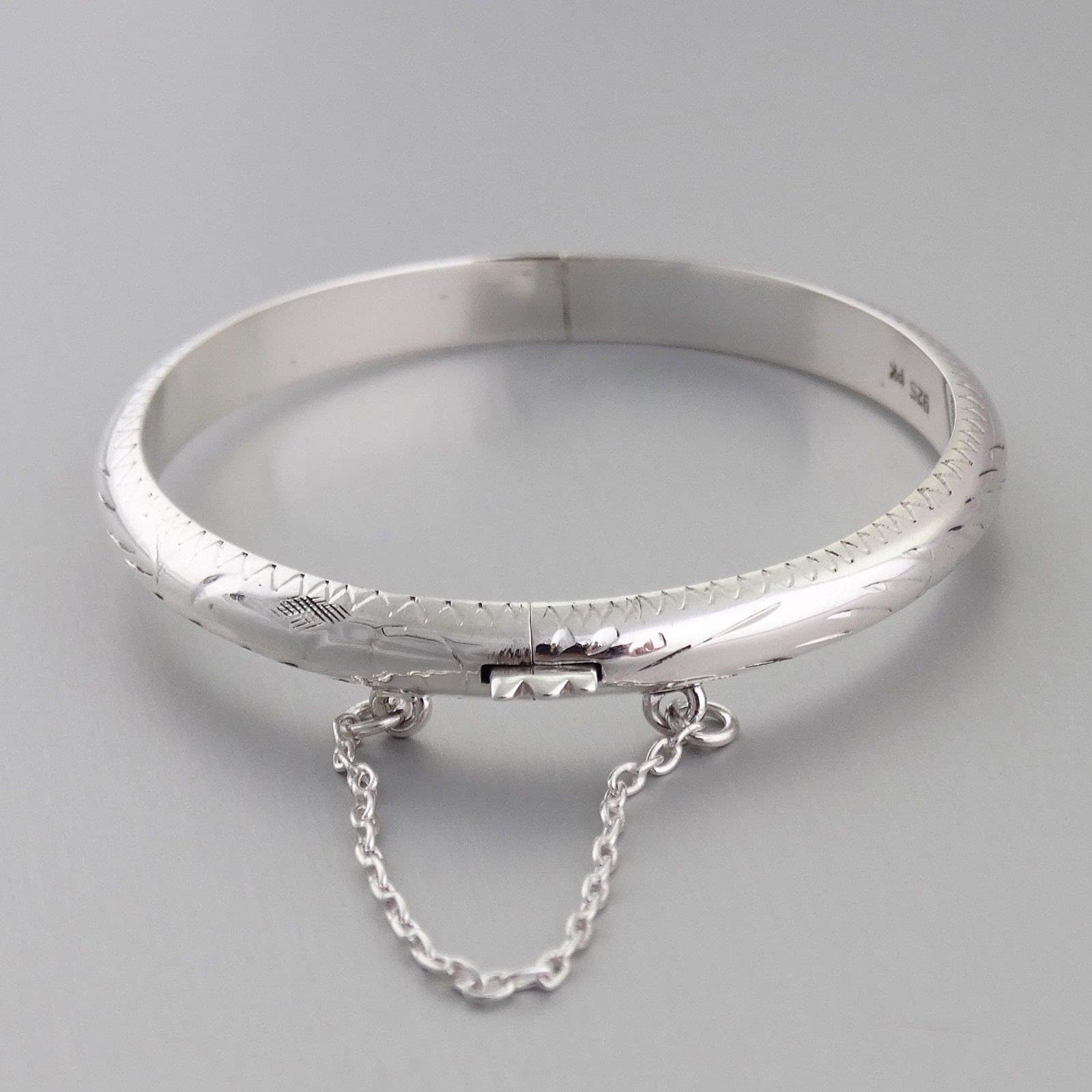 FashionJunkie4Life Bracciale rigido in argento Sterling con catena per neonati o bambini piccoli, 40 month, Argento sterling