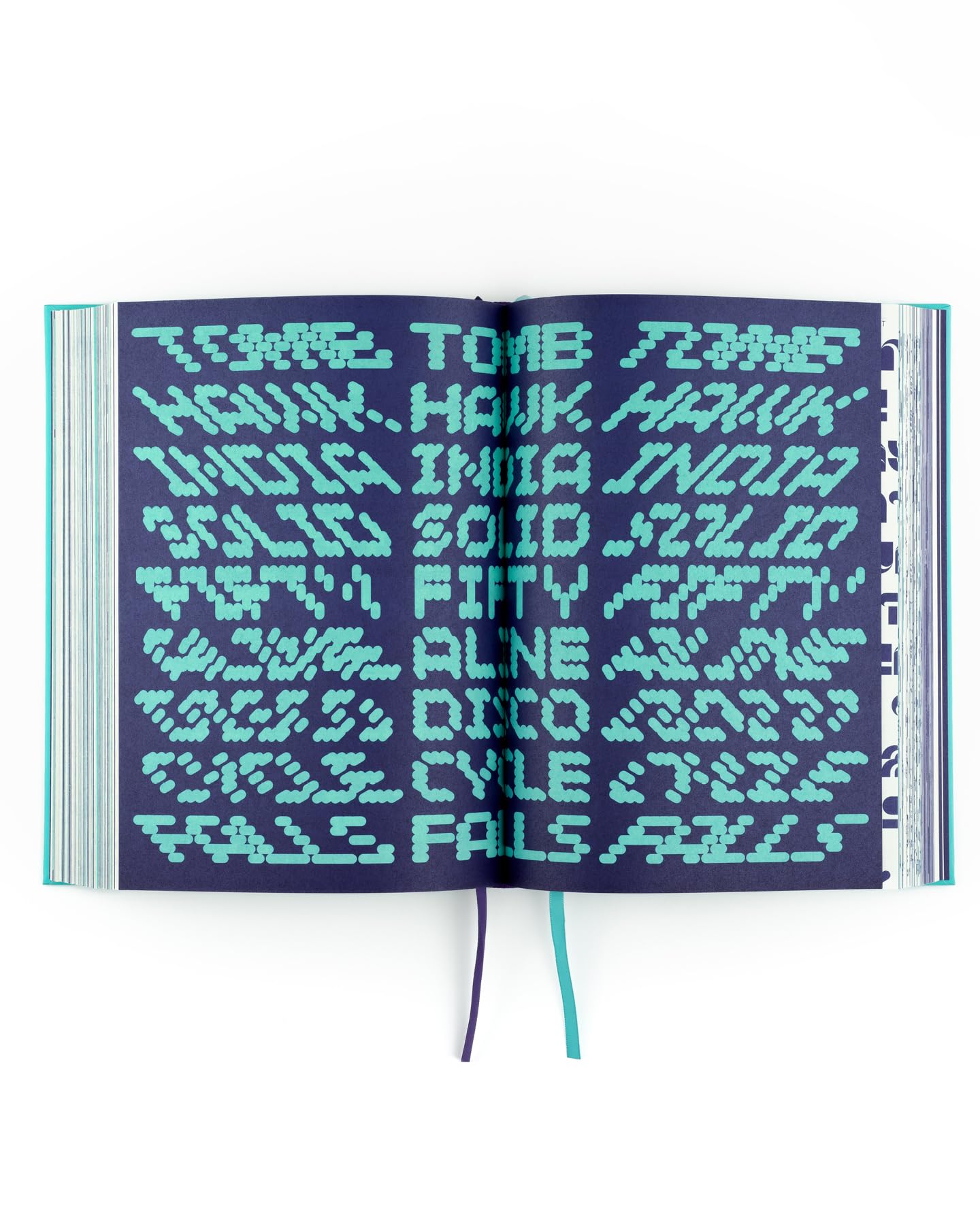 Display in Use: A Collection of Display Typefaces (D)