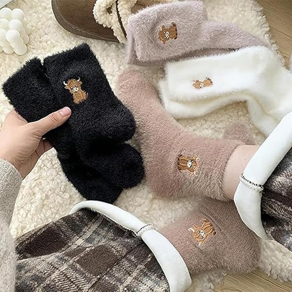 Fuzzy Highland Cow Socks, 5 par uroczych haftowanych skarpet Highland Cow Crew Sock, puszyste zimowe ciepłe, skarpety do spania dla kobiet