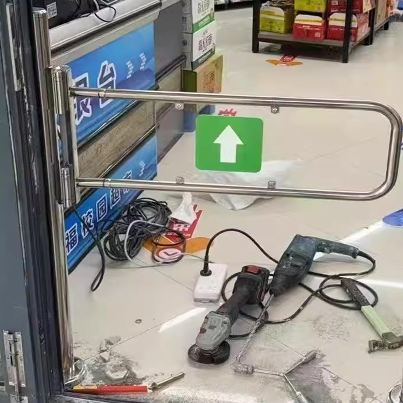 Puerta de seguridad de entrada de acero inoxidable con resorte, puerta de acceso peatonal de 1 vía, puerta batiente de supermercado, barrera de mostrador, 55 cm