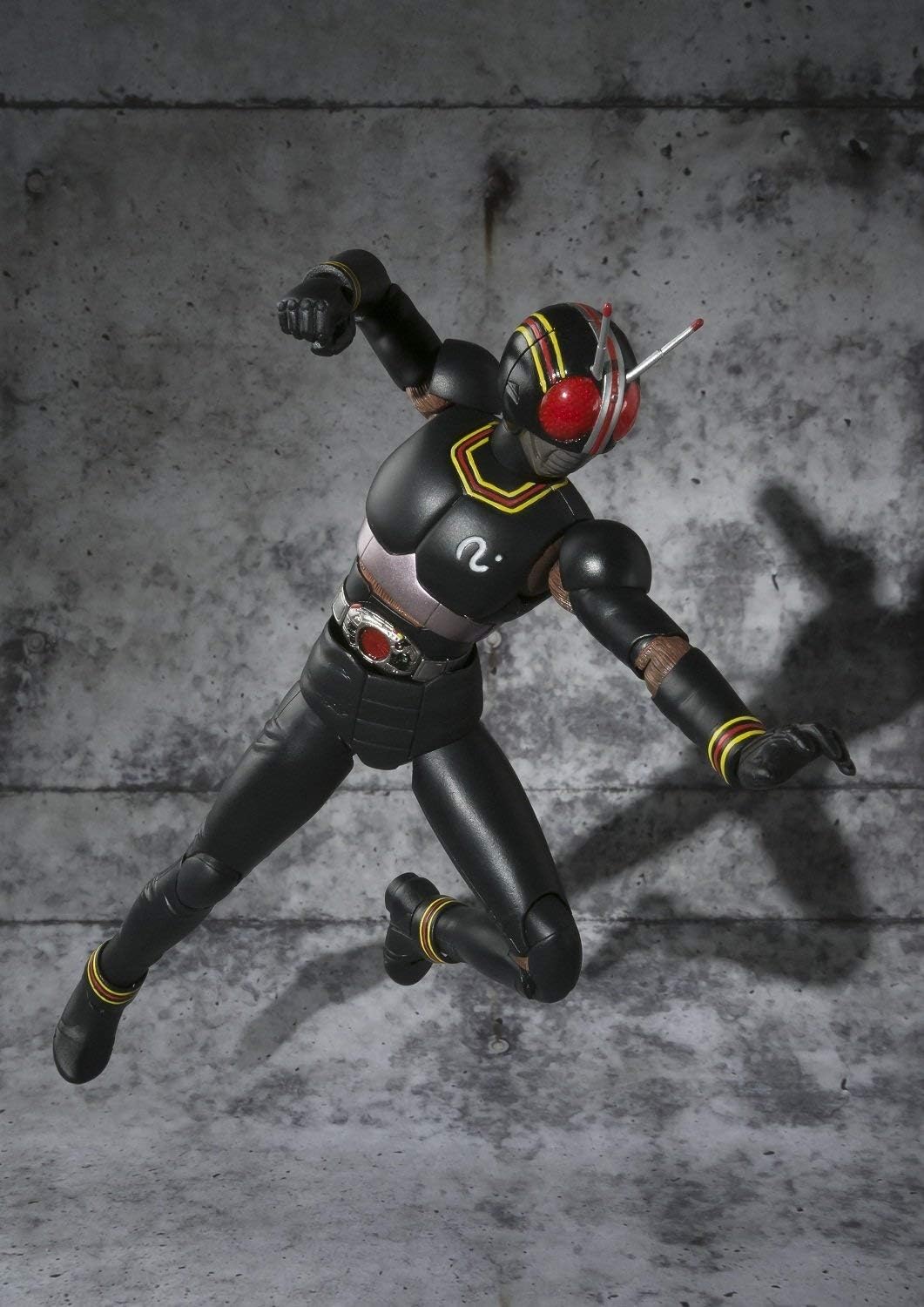 Figure Kamen Rider Black SHF S.H. Figuarts orisinil BANDAI SPIRIT 18 cm
