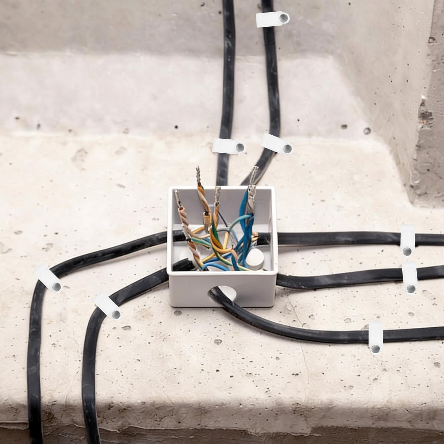 100 pcs Plastic Cable Clamps Clips, 10mm U-Shape Wire Wall Clips with Steel Nails, White Cable Tacks for Coax Ethernet TV Cord Management, Indoor Outdoor Use(10mm)