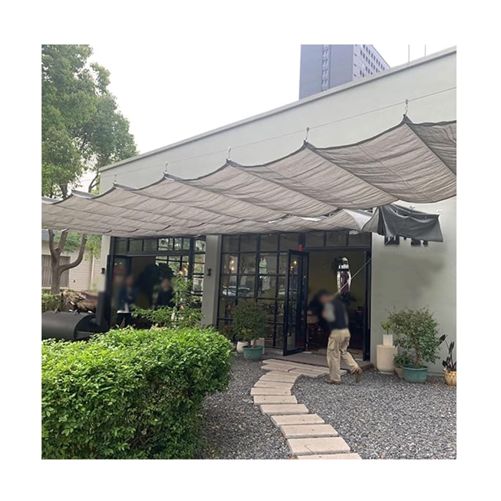 Voile d'ombrage rétractable à vagues anti-UV ajustable pour terrasse et patio