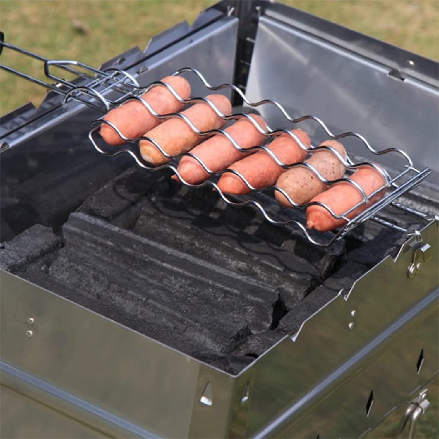 Griglia Porta Salsicce Per Barbecue - Cestello Metallico Per Griglia 55x12x3 Cm, Adatto Per 6 Hot Dog E Verdure, Manico In Legno Pieghevole