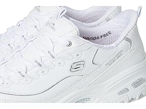 Skechers Women's D'Lites Winning Choice Hands Free Slip Ins Sneaker