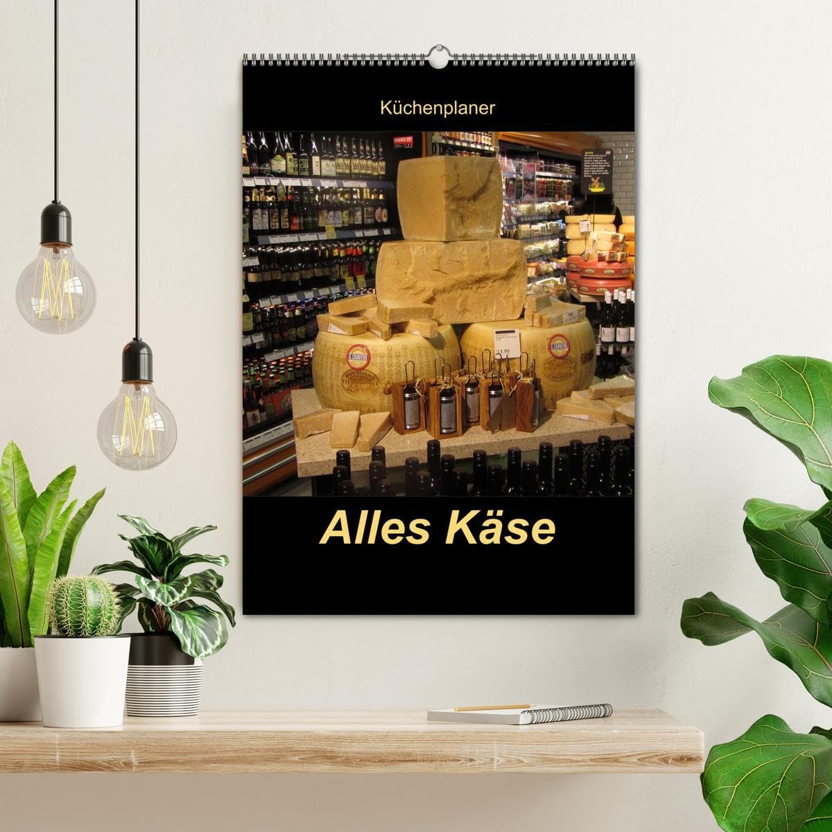 Alles Käse/Planer (Wandkalender 2026 DIN A2 hoch), CALVENDO Monatskalender: Ein Küchenplaner - nicht nur für Käse-Liebhaber (CALVENDO Lifestyle)