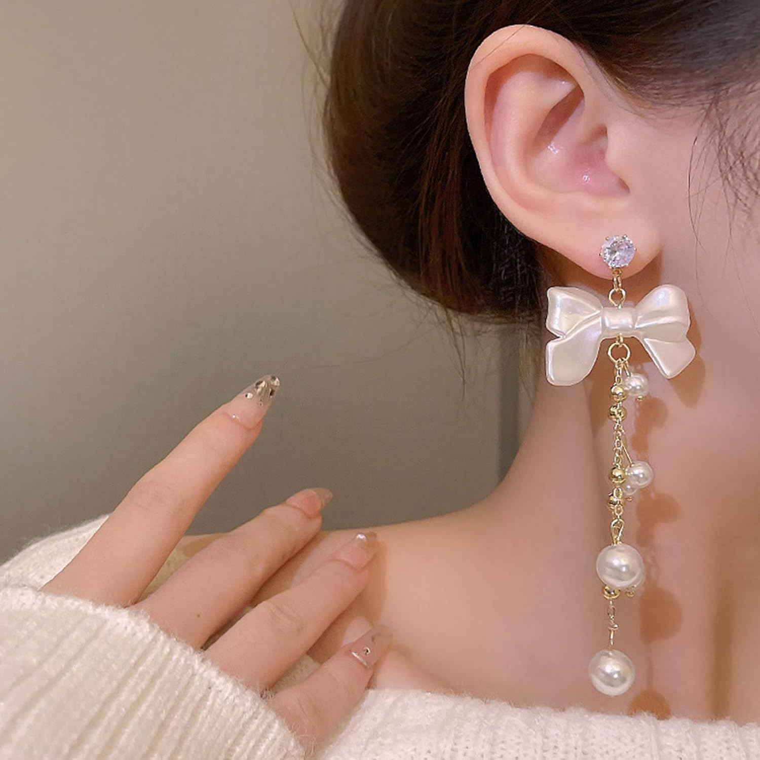 W WEILIRIAN Long Bow Earrings Vintage Pearl Earrings Boho Pearl Dangle Earrings Pearl Chain Drop Earrings Pearl Wedding Earrings Jewelry for Women and Girls Gifts - Image 8