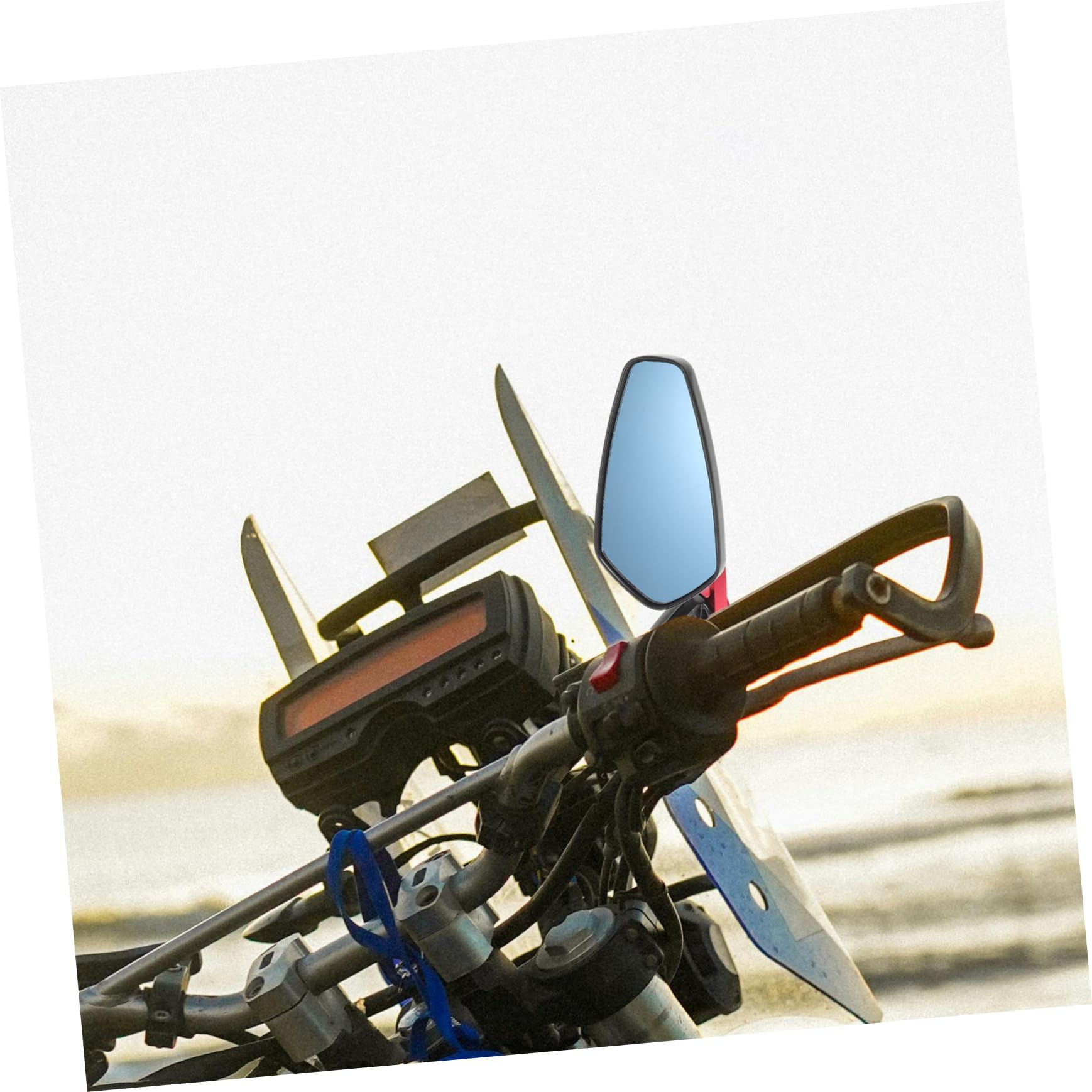 Gatuida Specchietto Retrovisore per Veicoli a Due Ruote e Scooter in Lega di Alluminio, per Manubrio 22mm, Visibilità Migliorata e Guida Sicura