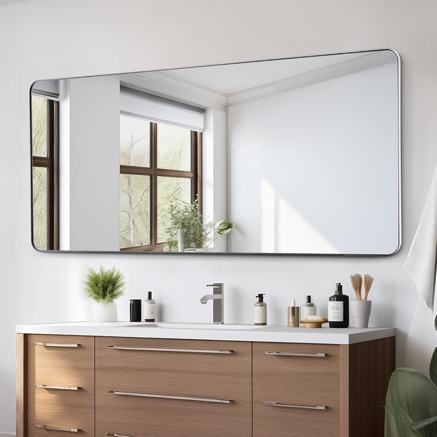 VEVOR Bathroom Vanity Mirror, 32" x 72" Bathroom Mirror for Over Sink, Aluminium Alloy Frame, Shatter-Proof, Scratch-Resistant, Vanity Mirror Wall Mounted Horizontally or Vertically