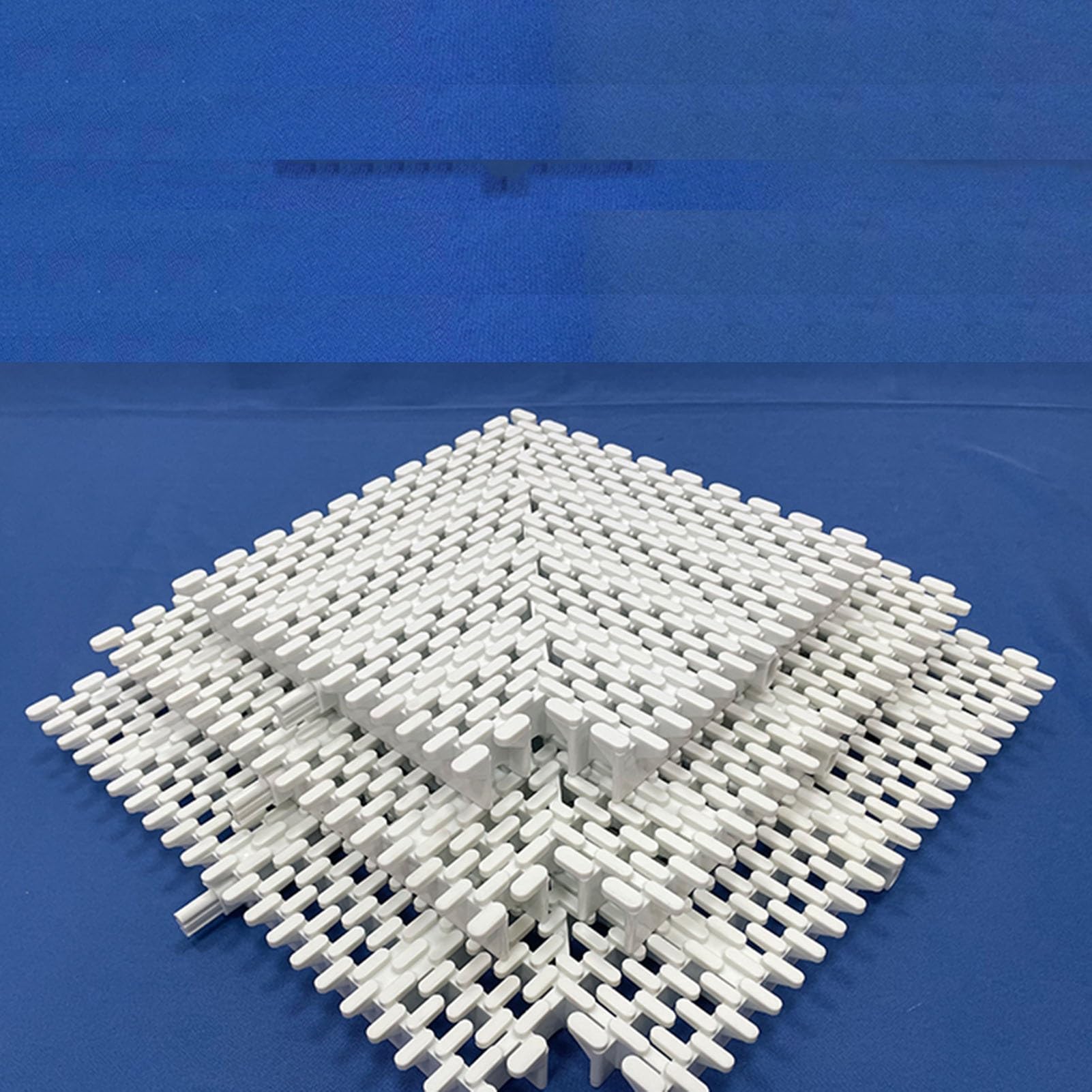 Griglie per piscine, griglia di drenaggio per piscine in plastica PPS resistente, griglia di troppo pieno 18x18 cm per patii, vialetti e bordi piscina - 1 pezzo, accessorio essenziale per il supp