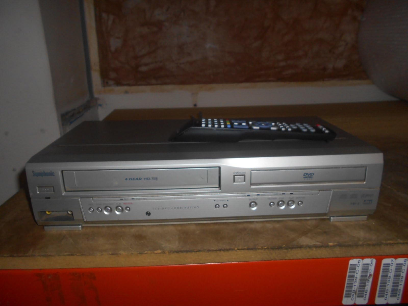 Symphonic UDV660 DVD/VHS COMBI Player