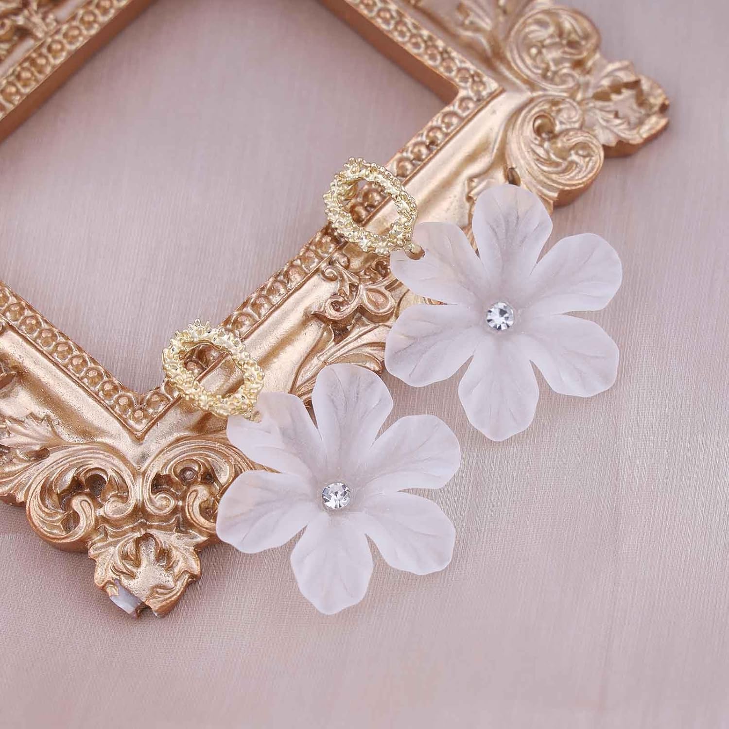 YienDoo Vintage Flower Drop Earrings Unique French Acrylic Flower Petal Dangle Earrings Statement Gold Geometric Hoop Stud Earrings Bridal Wedding White Flora Earrings Jewelry for Women - Image 4