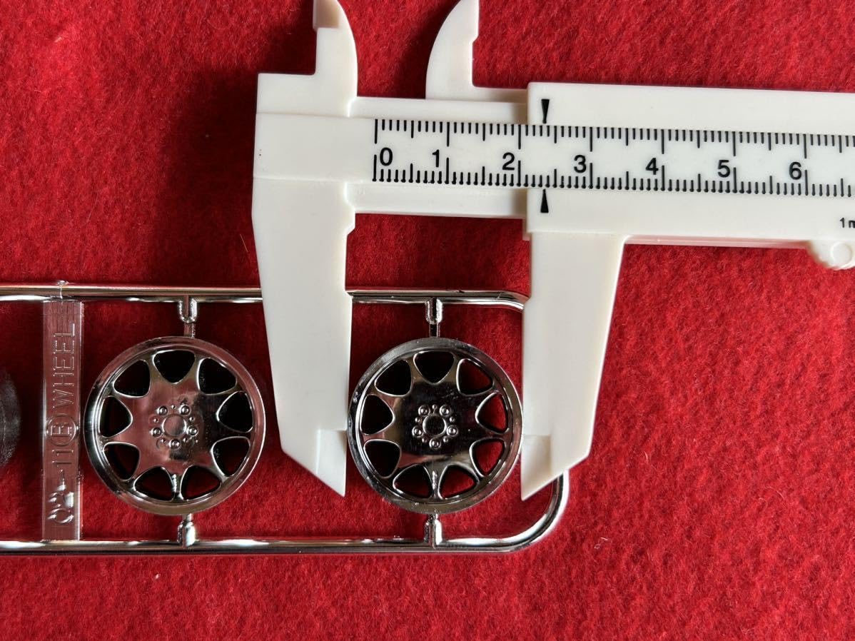 【希少】プラモデル　ホイール　メッキ 71icQY-HICL._UF350,350_QL50_.jpg