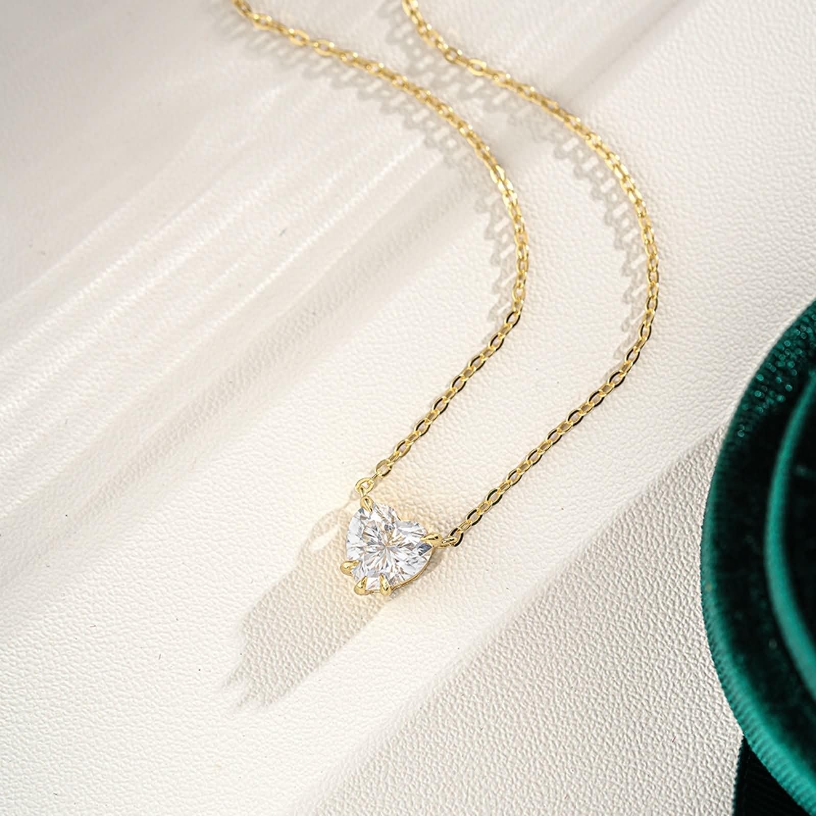 Collares de moissanita para mujer, collar de oro amarillo de 14 quilates y oro amarillo de 14 quilates con solitario de 9 quilates, 14 quilates, para el día de San Valentín