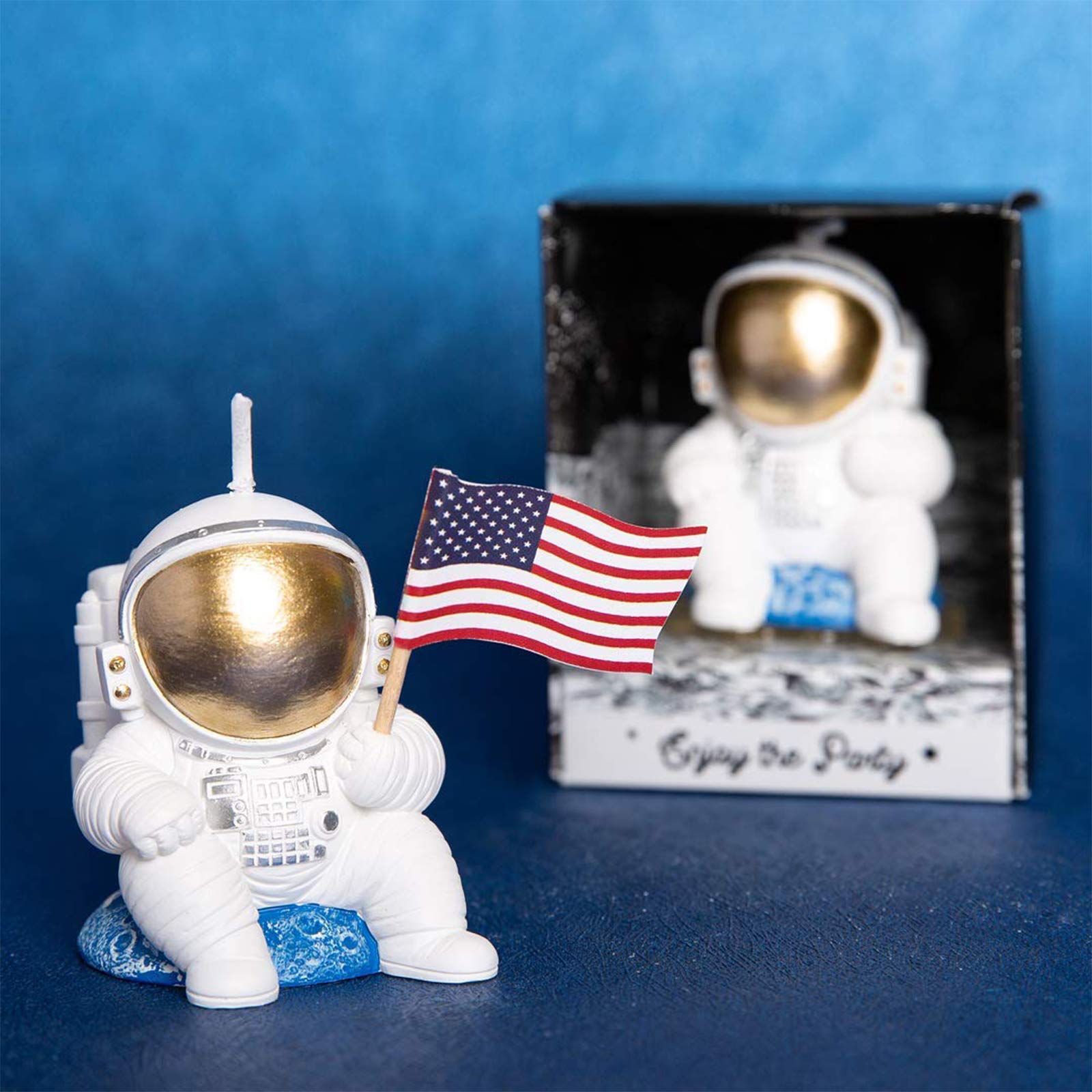 FLYPARTY Children's Birthday Candles with American Flag,Handmade Adorable Cute Spaceman Baby Shower Cake Topper Candle, Wedding Festival Space Theme Party Favors Decorations (Astronaut 02)