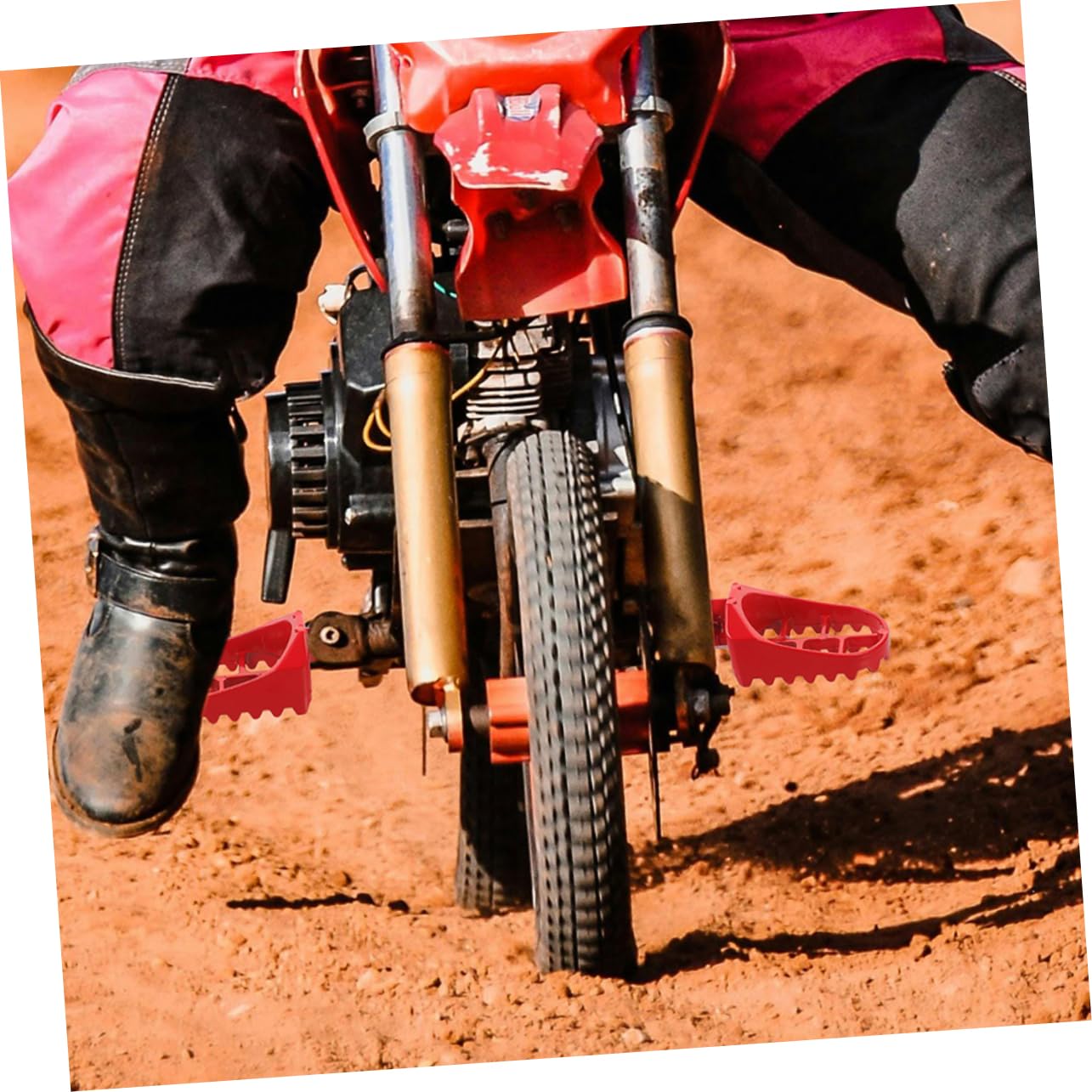 4 Estriberas de Aluminio Rojas para Pit Bike y Mini Bike, Cómodas para Apoyar los Pies, Diseño Atractivo para Jóvenes Pilotos y Niños