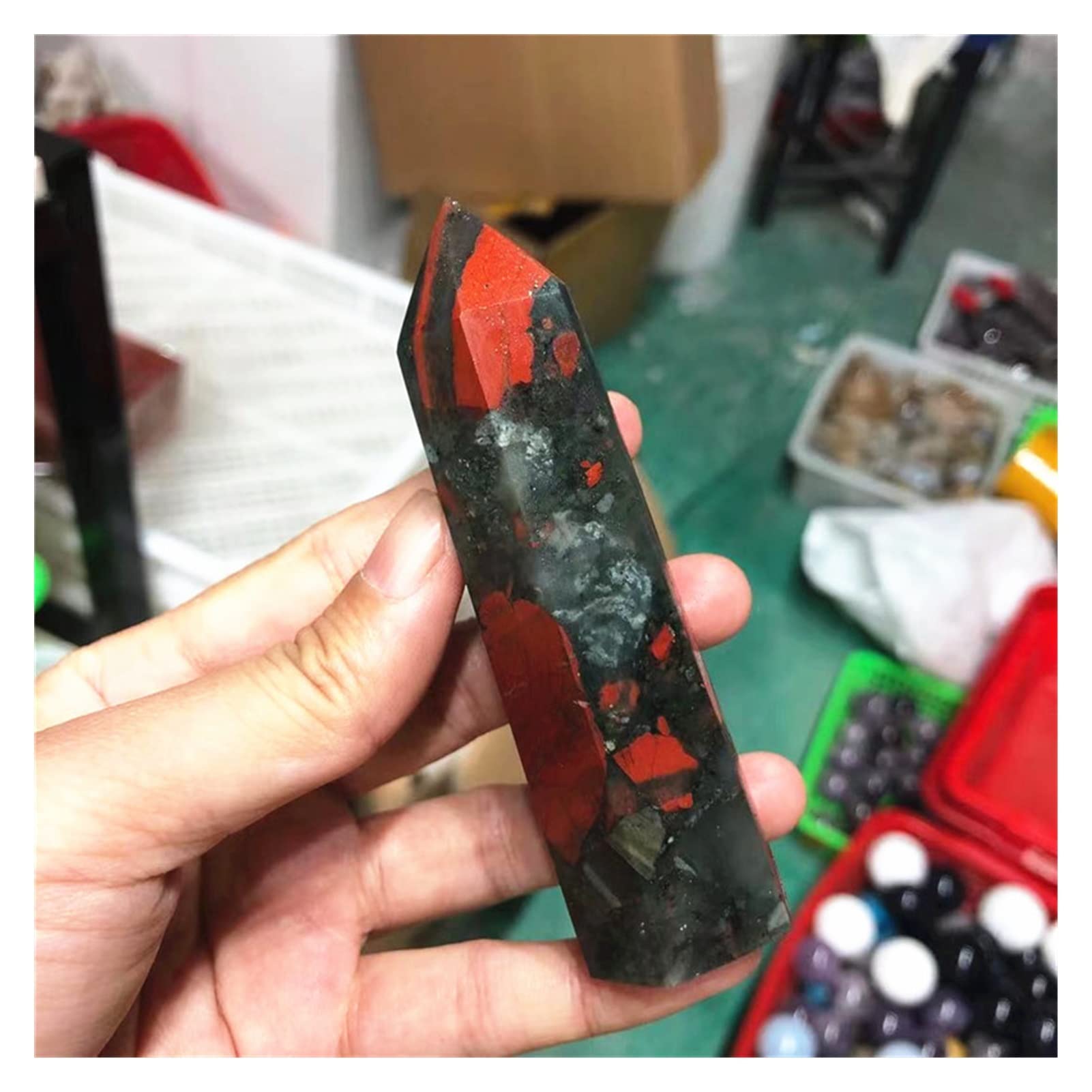 FURREN Natural Crystal Rough Natural Quartz Crystal Tower Reiki Stones African Bloodstone Wand Point for Home Decoration Stone collection