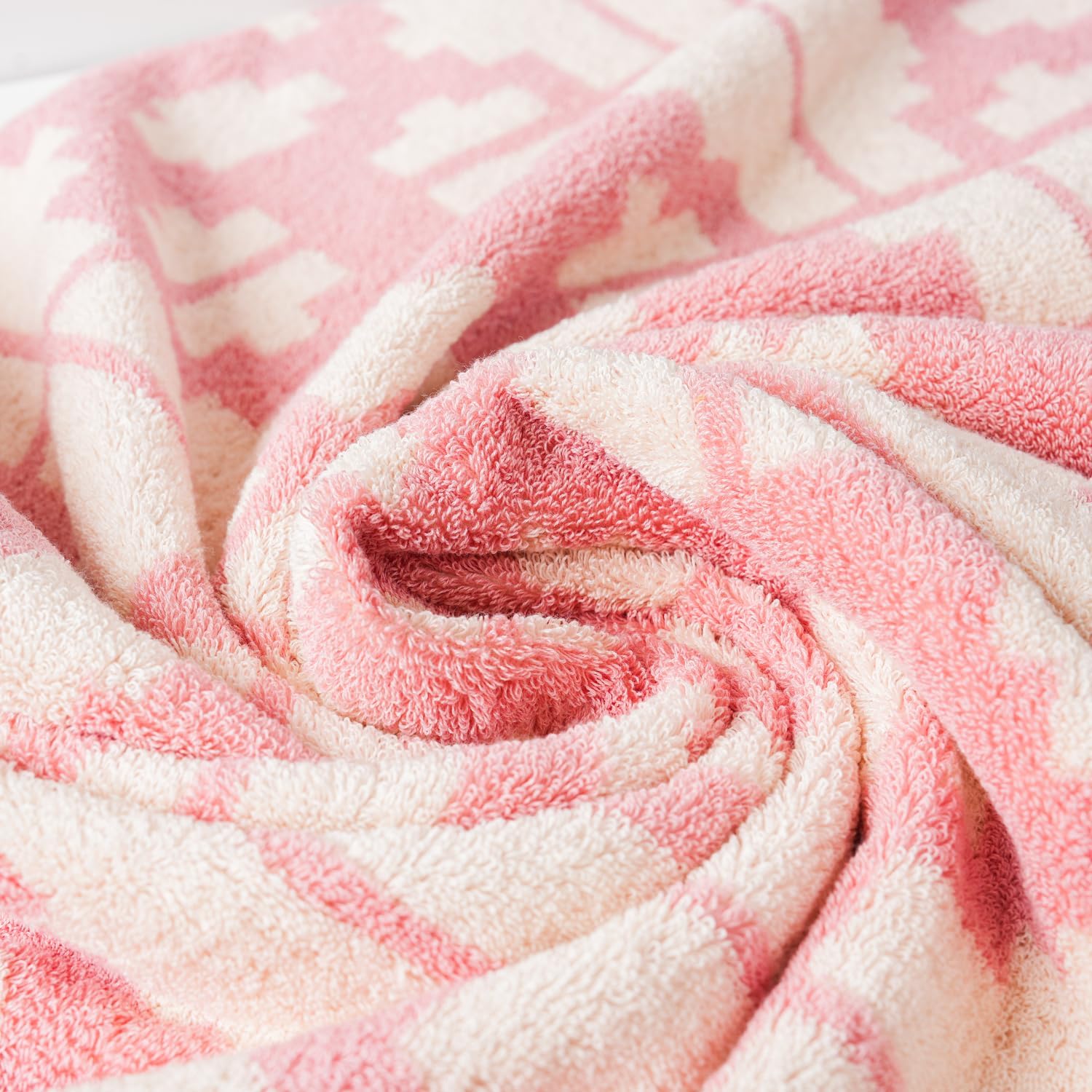 Pink Bath Towels - Set of 2 Made Cotton 27x55 Inches Highly Absorbent for Bathroom (Geometra) - Image 2