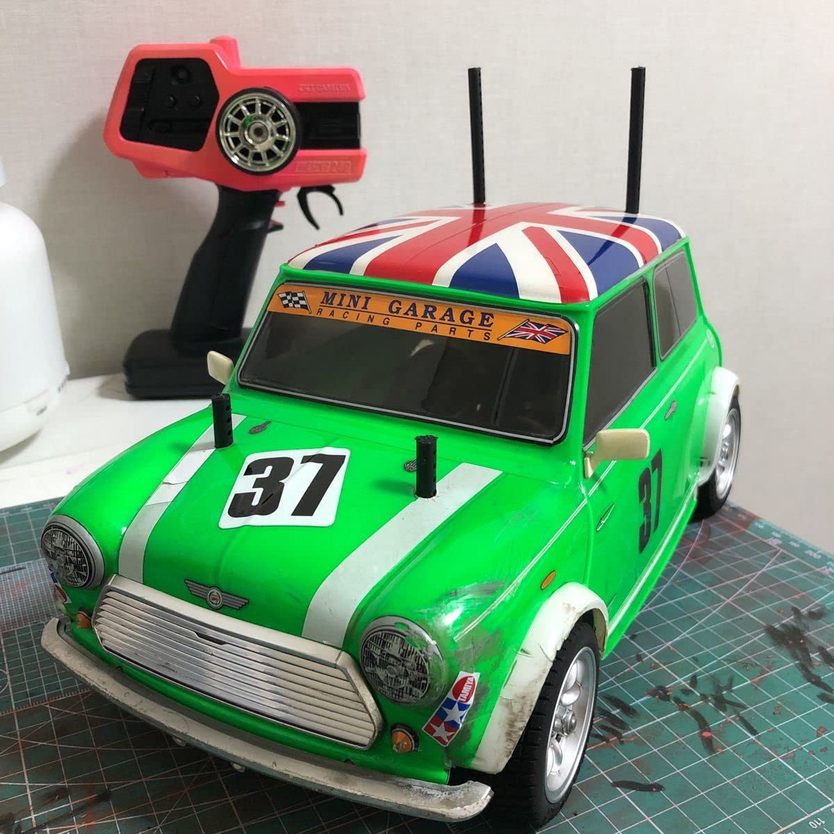 【当時物】タミヤ1/10 M-01シャーシメカセット、 ローバーミニボディ付き 当時物】タミヤ1/10 M-01シャーシメカセット、 ローバーミニ