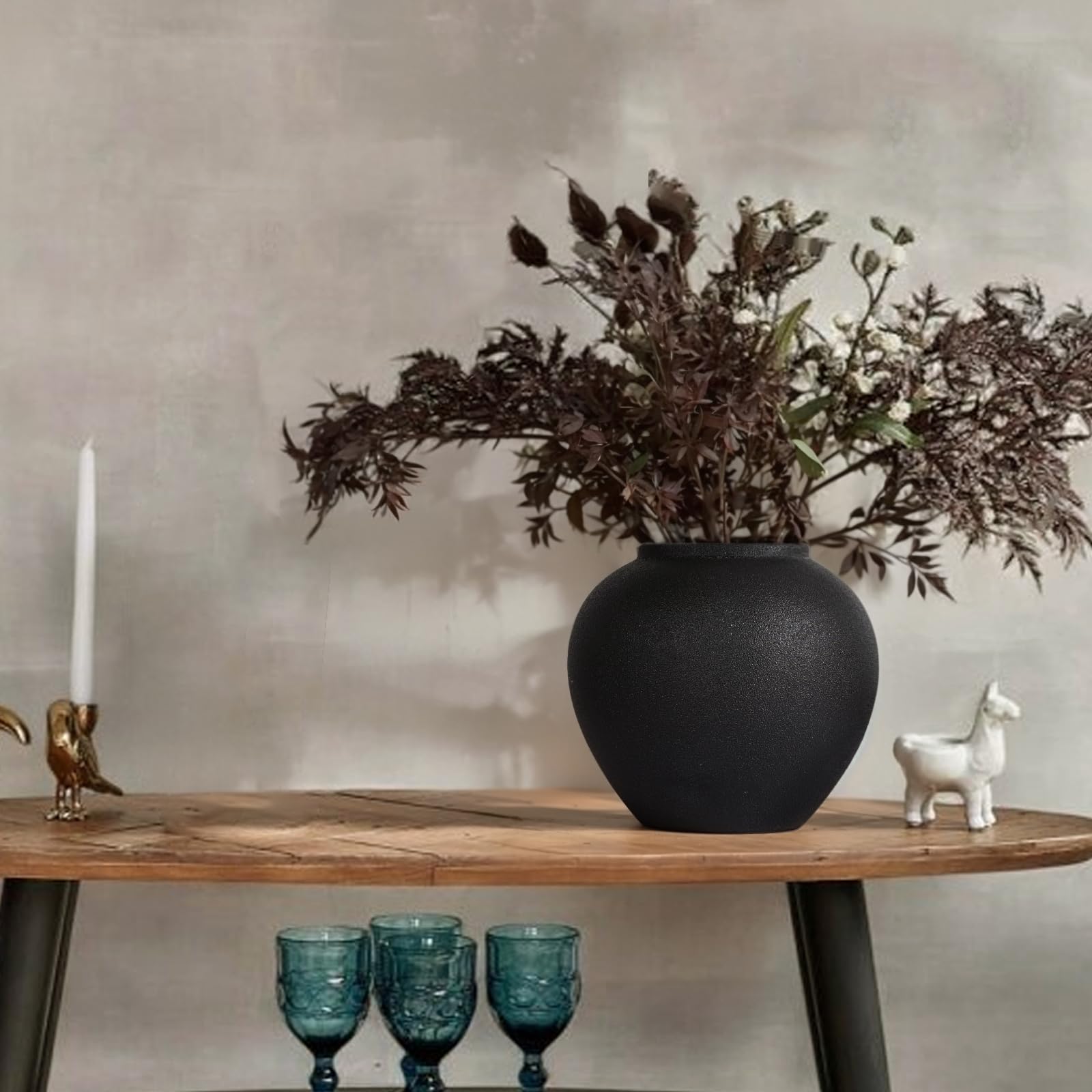Mattschwarze Keramikvase ca. 21 cm, Moderne rustikale Deko Vase für Pampasgras, Blumen und Grün, Runde Tischvase als Centerpiece für Wohnzimmer, Flur und Regal