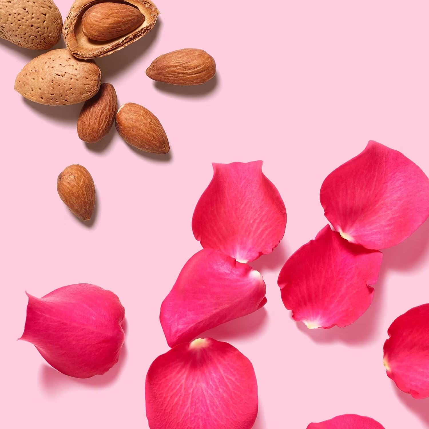 Rituals The Ritual of Ayurveda Odświeżający Scrub do ciała Indian Rose & Punjabi Pink Salt & Sweet Almond 125 g