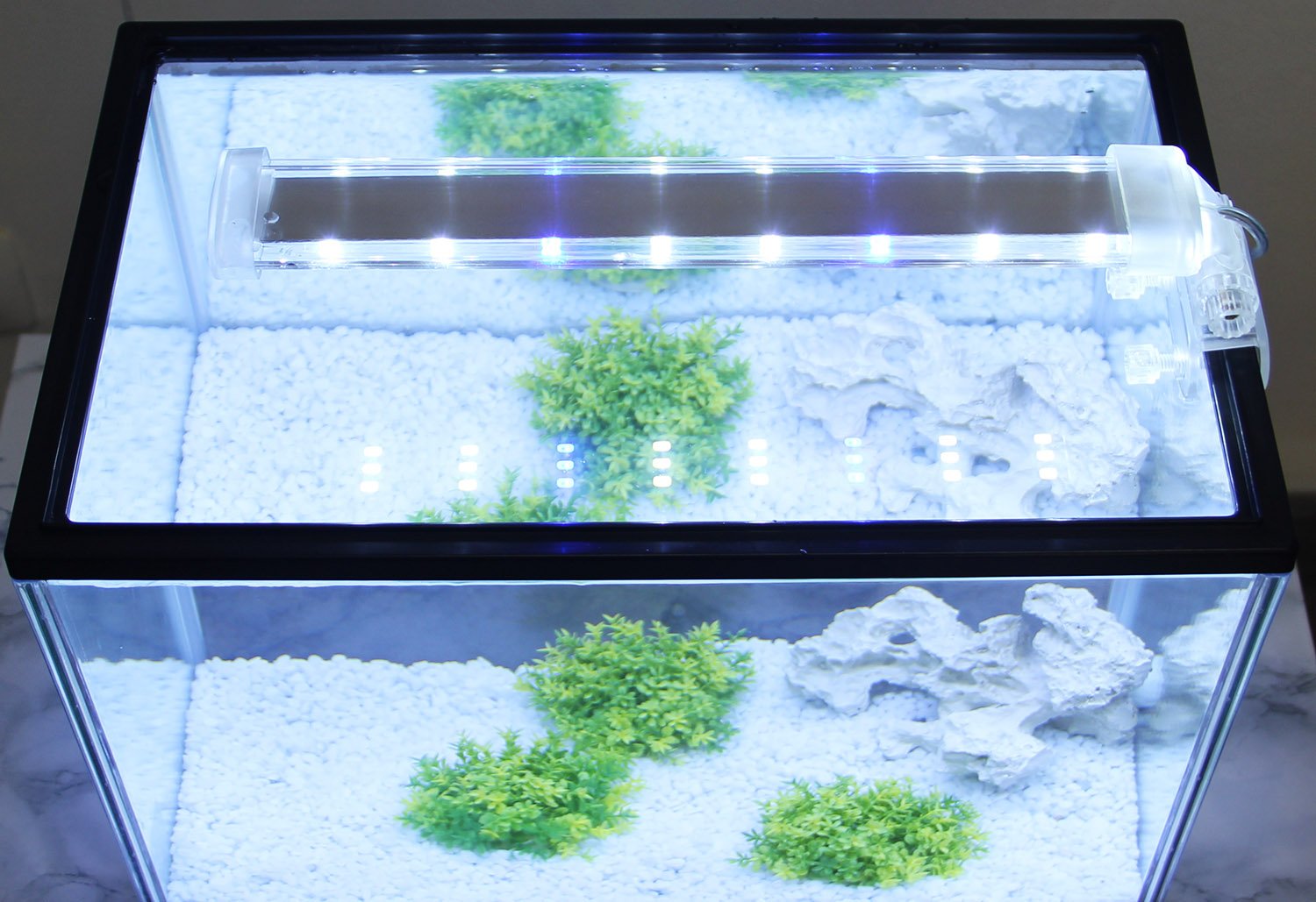 BPS® - Lampada per acquario a LED, illuminazione per piante subacquee, luce bianca e blu, 2 modelli a scelta 4 W/8 W