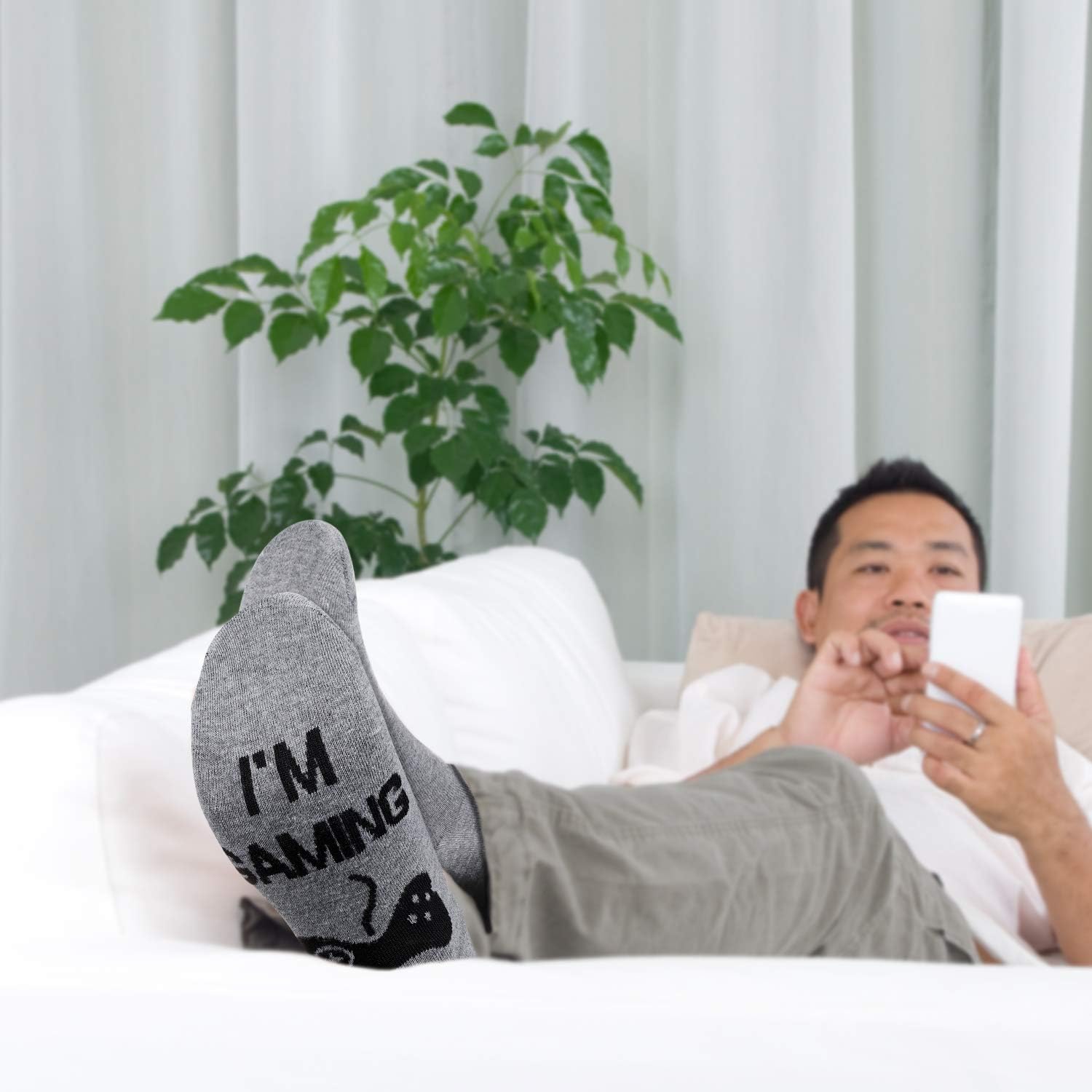 SATINIOR 6 Pairs Do Not Disturb Socks Cotton Funny Gaming Socks for Men Women Winter Games Lover Gifts, Multicoloured - Image 2