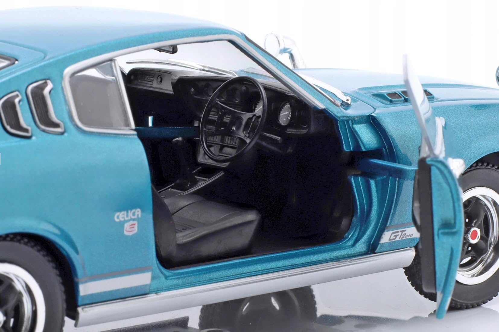 Amazon | WHITEBOX 1/24 トヨタ セリカ リフトバック 2000GT 1973 RHD