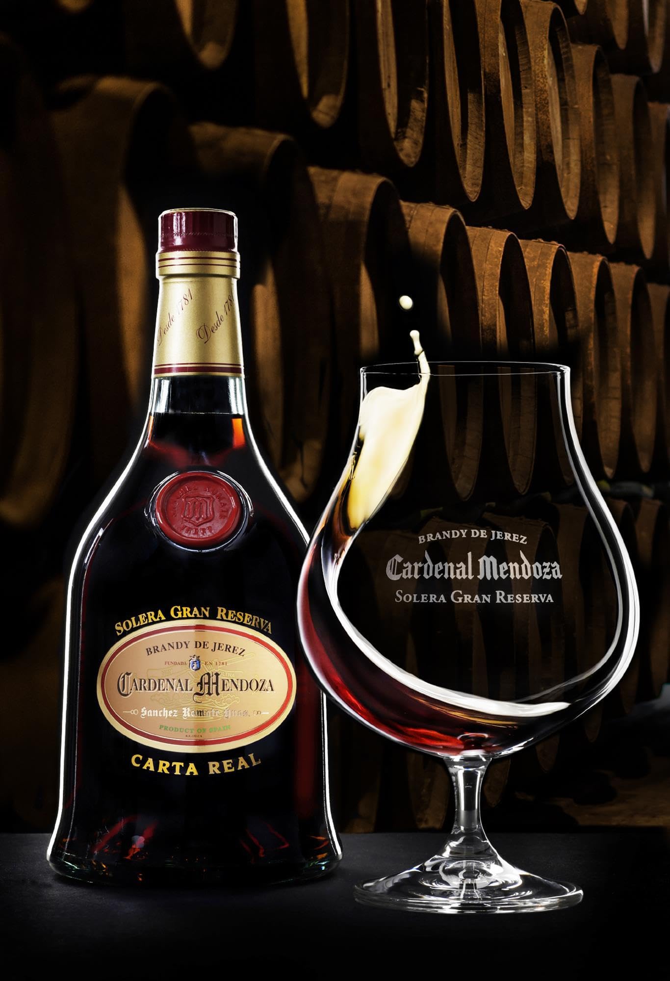Brandy Mischpaket Cardenal Mendoza (3x0,7 l) bestehend aus Clásico Solera Gran Reserva Brandy de Jerez 40%, Angêlus 40% und Carta Real Solera Gran Reserva Brandy de Jerez 40% - in Geschenkverpackungen