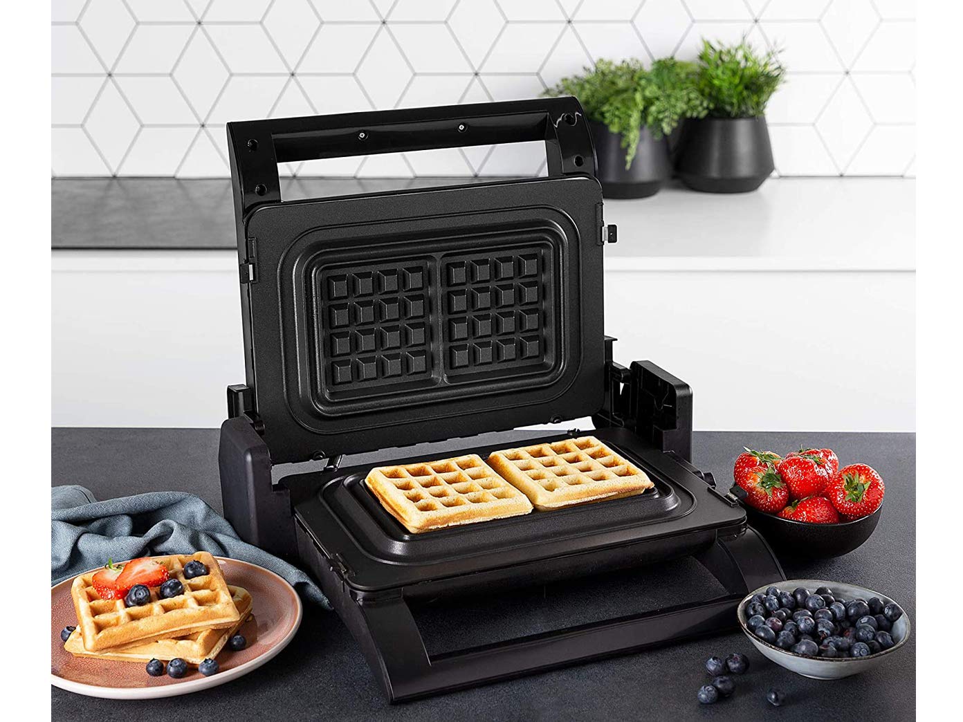 Griglia elettrica a contatto, piastra per waffle e panini 4 in 1, piastre intercambiabili, 31,5 x 21,5 cm, con pinza per barbecue