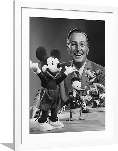 Miniatura 10 de AllPosters Lienzo estirado impreso Walt Disney, de Walt Disney Studios, posando con algunos personajes famosos de dibujos animados por J R Eyerman,