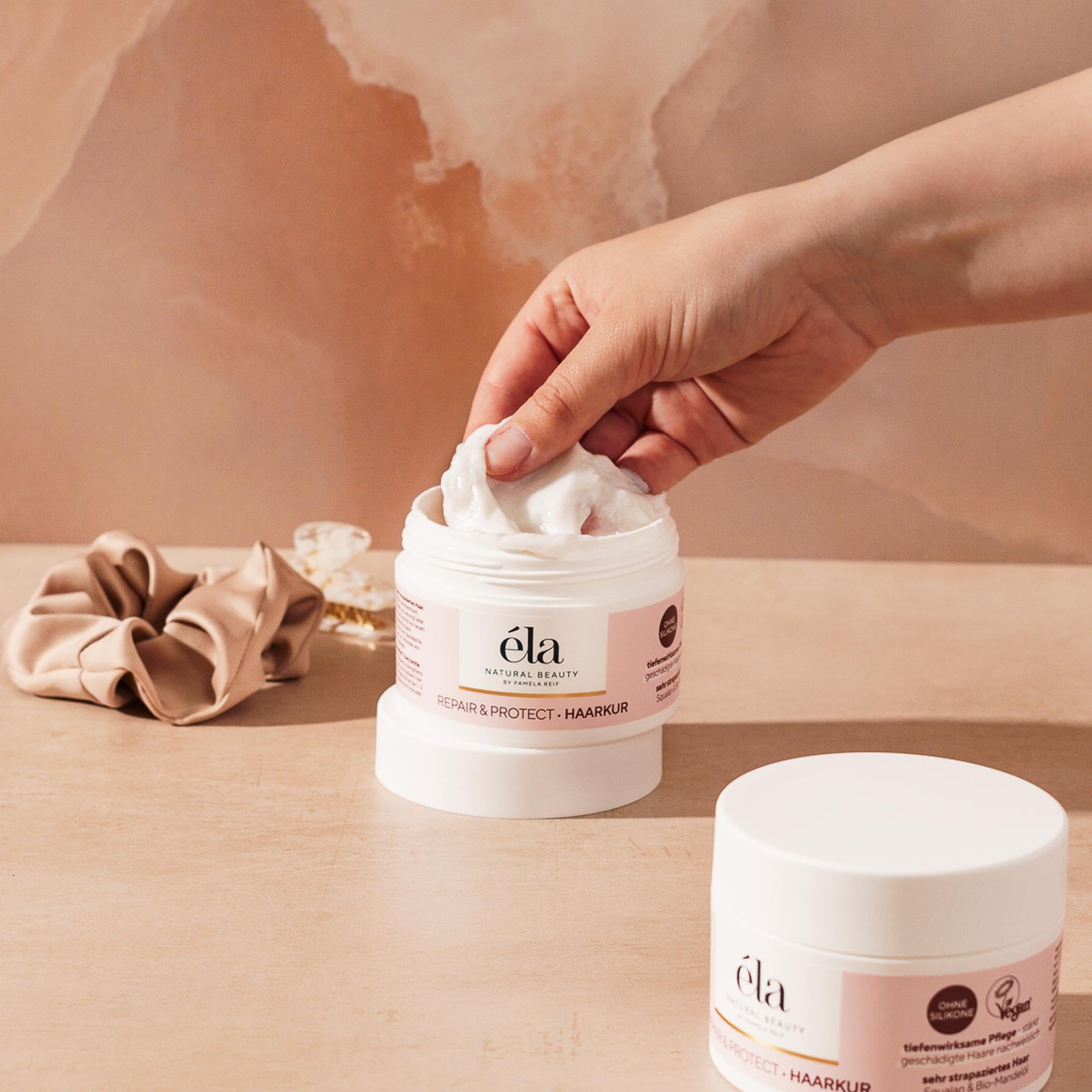 éla Natural Beauty Haarkur Repair & Protect, für geschädigtes Haar, mit Squalan & Bio-Mandelöl, Silikonfrei (6 x 200ml)
