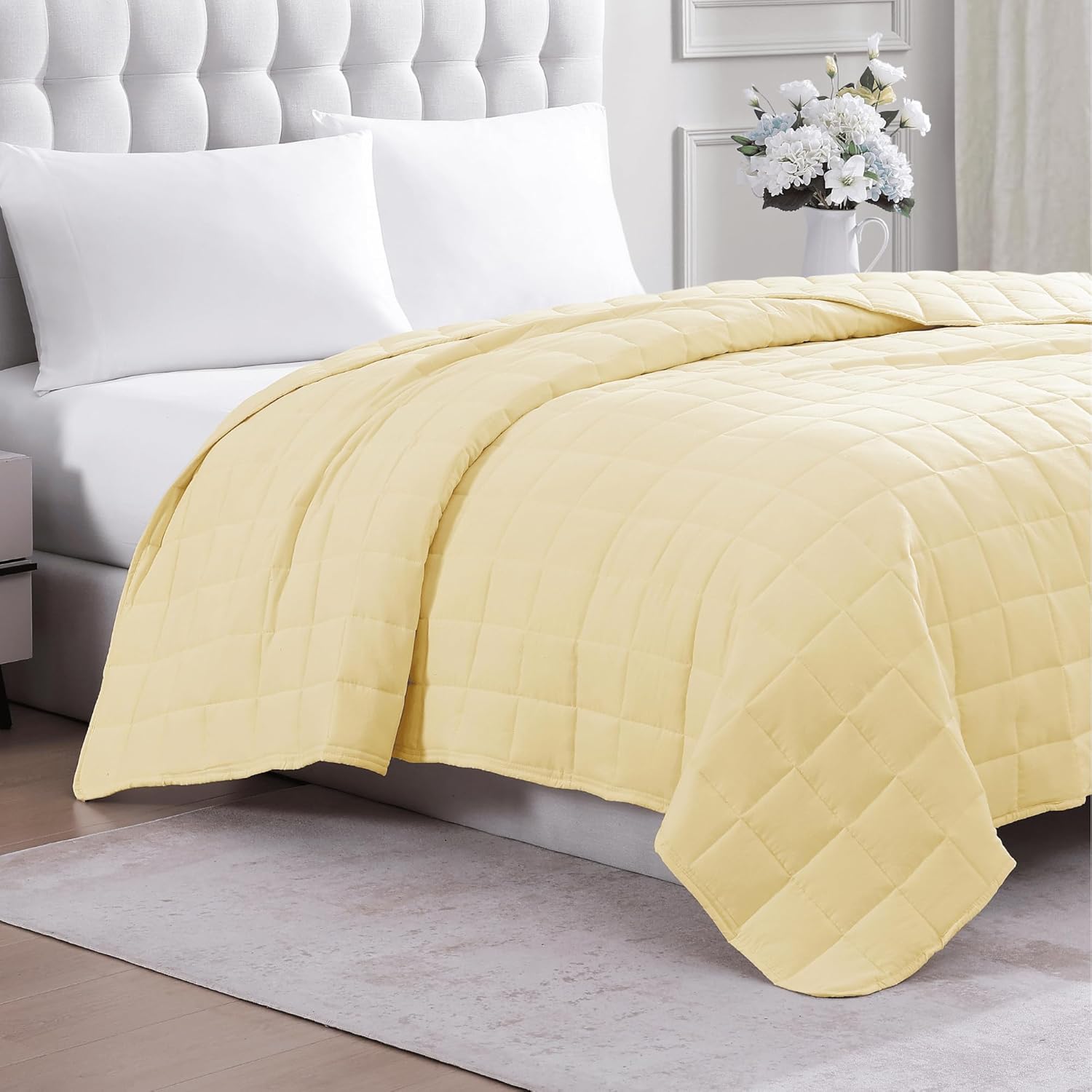 Casa Platino Bed Blanket Twin Size - Pre-Washed Quilted Blanket - Lightweight Twin Size Blanket - All Season Twin Blanket - Premium Microfiber Down Alternative Blanket Twin Size - Vanilla - Image 3