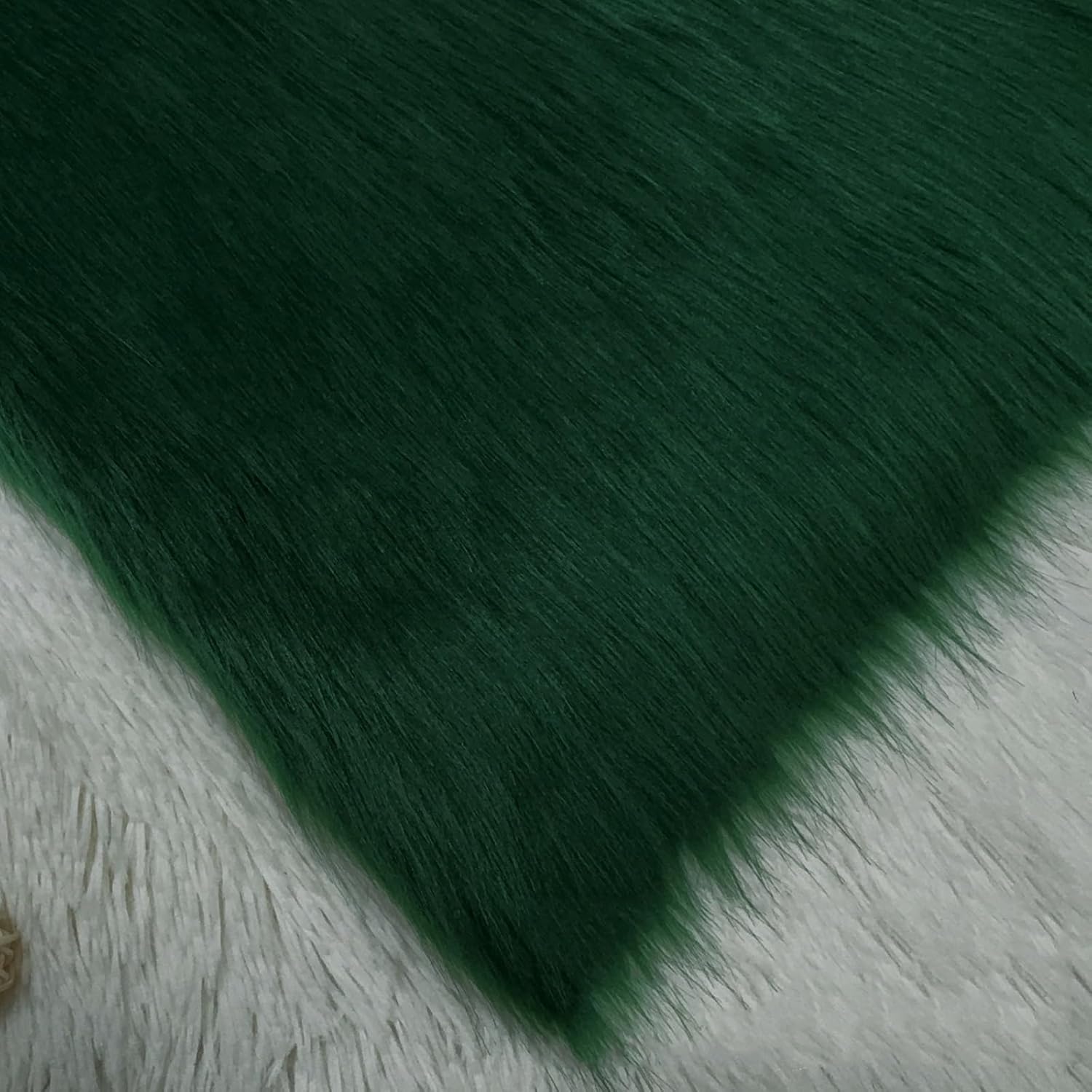 Long Pile 5cm Faux Fox Fur Fabric Multi Colored Soft Craft Plush Material for Handmade Fursuits Cosplay Costume Home Decor Costume Party Supplies(7 Dark Green)