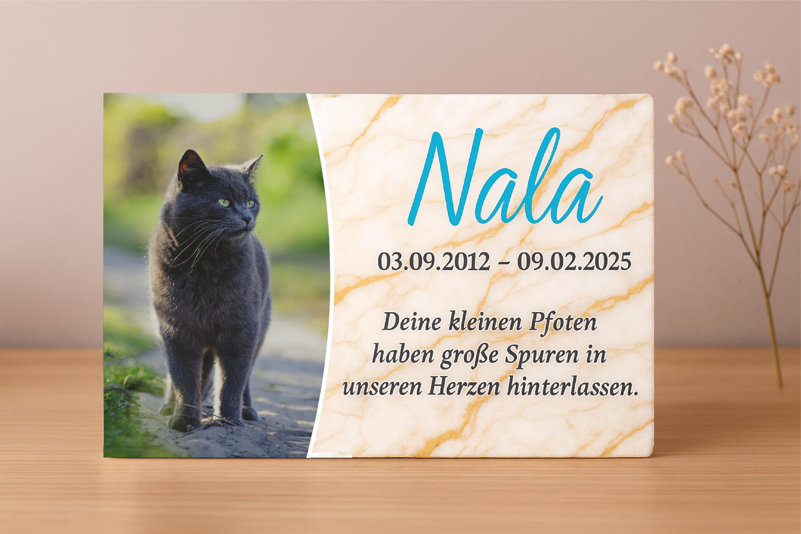 Personalisierte Grabplatte Haustier aus Alu-Verbund – Foto in Herz/Kreis/Rechteck, Name • Datum • Spruch – wetterfest & UV-beständig – Größen DIN A6 bis DIN A2 – Grabschmuck für Hund/Katze
