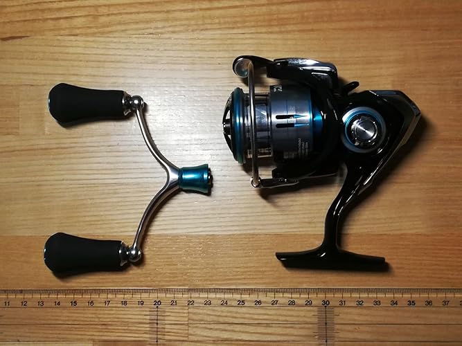 Amazon | ダイワ(DAIWA) スピニングリール 19 エメラルダス LT2500S-DH