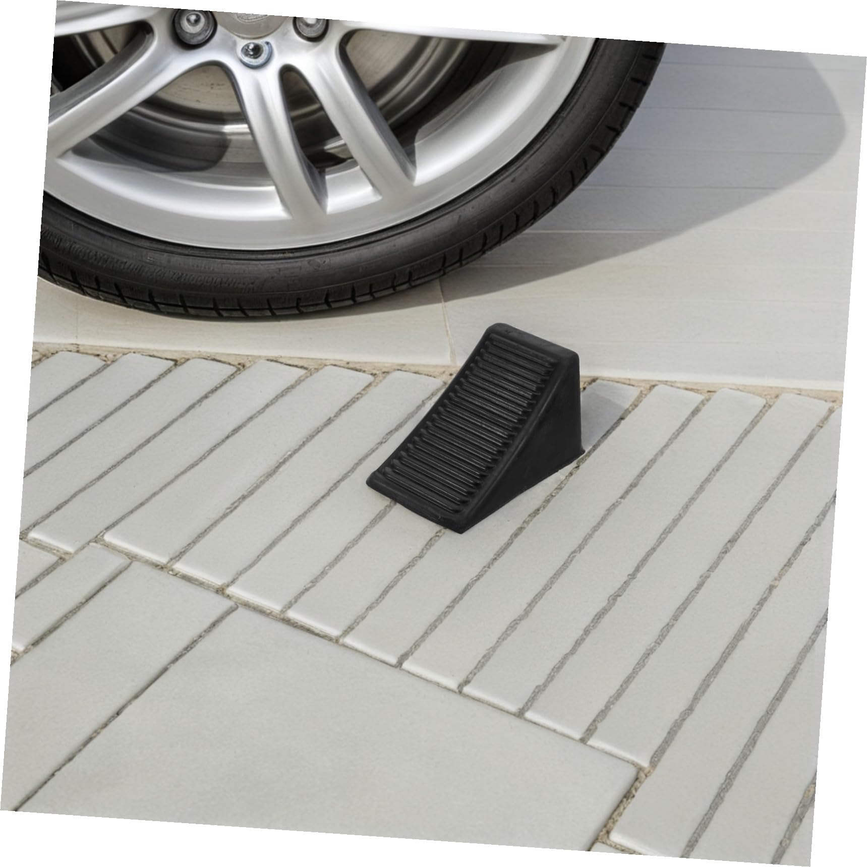2stücke Gummireifenkeile für Garage Auto Parkstopper mit Antirutschmatte Radstopper für Anhänger und Fahrzeuge Gummiparkblock für Sicheres Parken